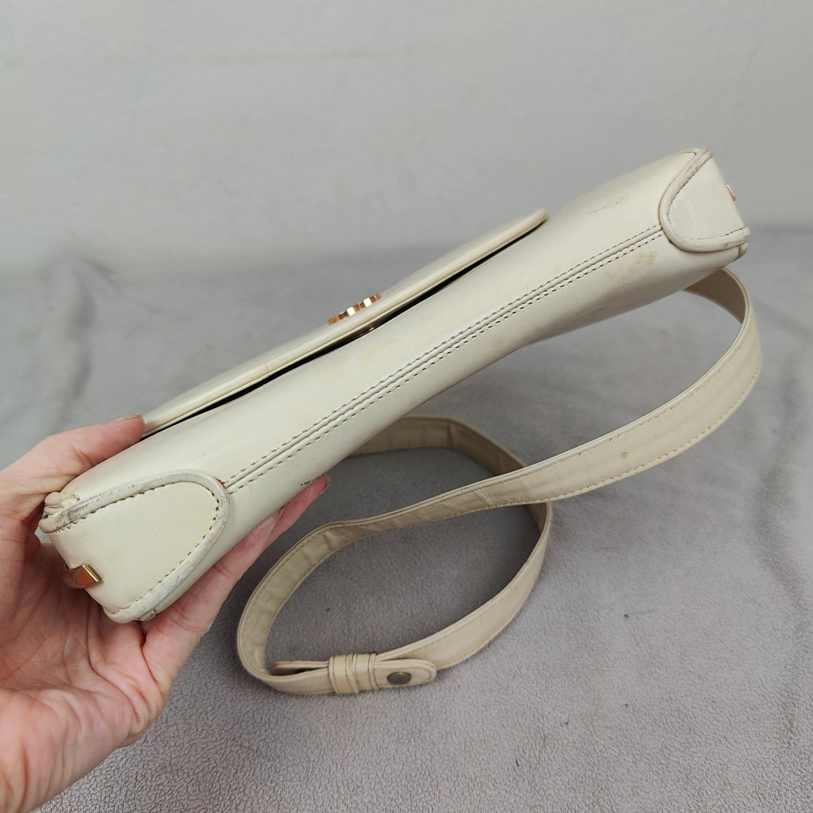 Gucci Vintage Gucci Leather Crossbody Bag Small Purse Off-White Size ONE SIZE - 3 Thumbnail
