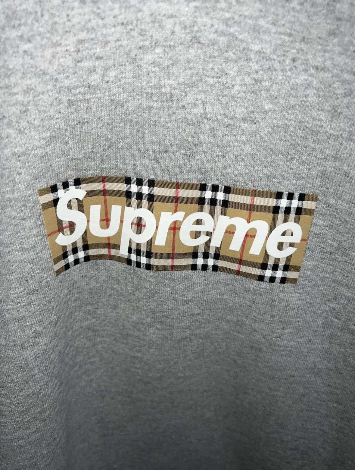 Burberry × Supreme supreme x burberry hoodie grey Size US S / EU 44-46 / 1 - 2 Thumbnail