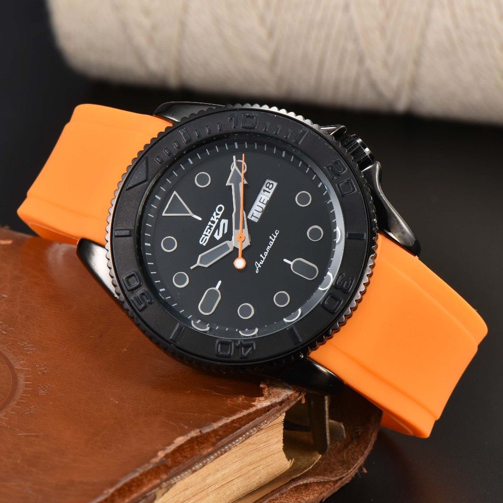Seiko SEIKO 5 New Inverted design rare Waterproof Watch Size ONE SIZE - 1 Preview