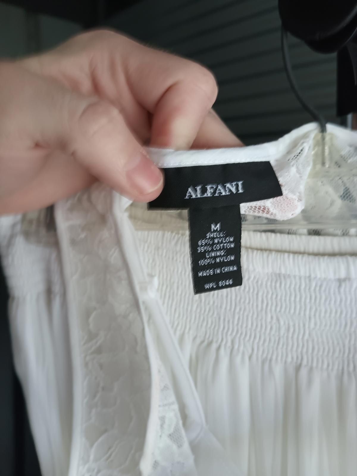 Alfani Alfani Women's White Lace Top and Skirt Set - Size M Size M / US 6-8 / IT 42-44 - 3 Thumbnail