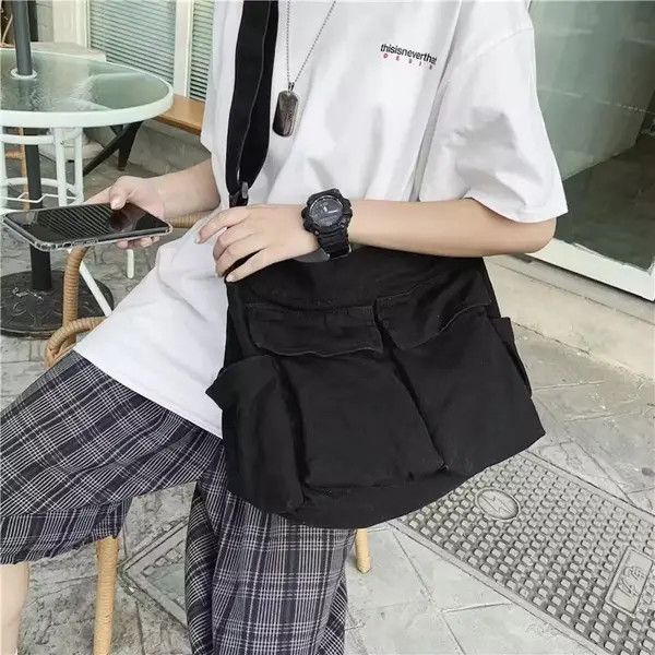 Japanese Brand Multi-Pocket Messenger bag Size ONE SIZE - 2 Thumbnail