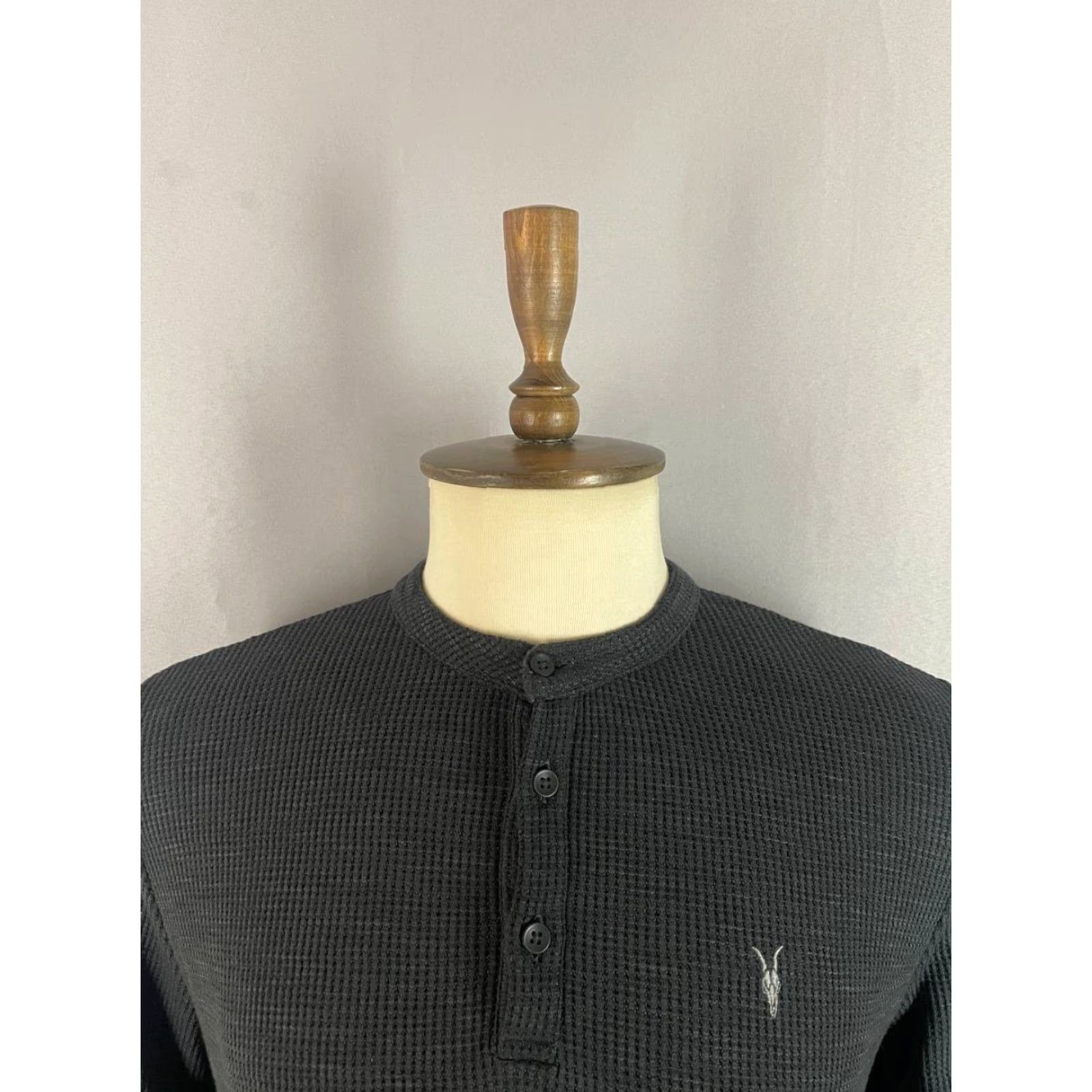 Allsaints AllSaints Mens Henley Knit Sweatshirt S Black Viscose Long Sleeve Shirt Sweatshirt Size US S / EU 44-46 / 1 - 6 Thumbnail