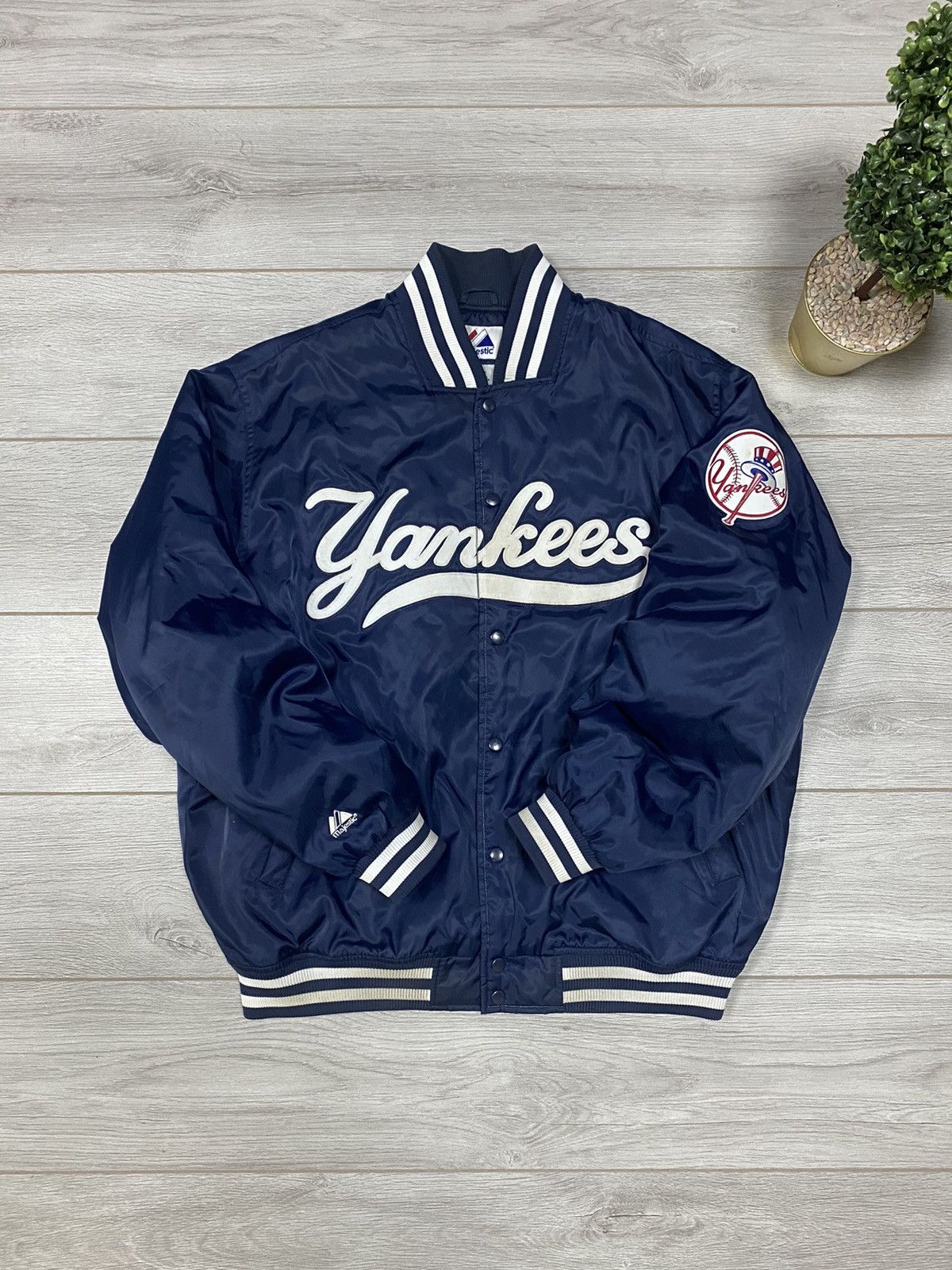 New York Yankees Vintage 90s Majestic Quilted Satin | Depop