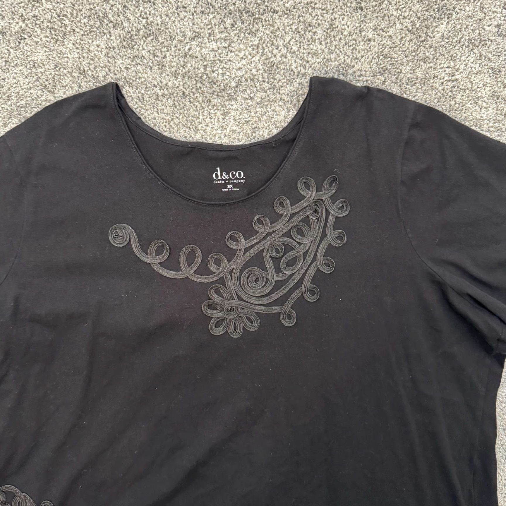 Denim & Co. DENIM & CO T-Shirt Womens 3X Black Paisley Embroidered Short Sleeve Scoop Neck Casual Luxury Boho Classic Quiet All Seasons Easy Care Size XXL / US 16-18 / IT 52-54 - 3 Thumbnail