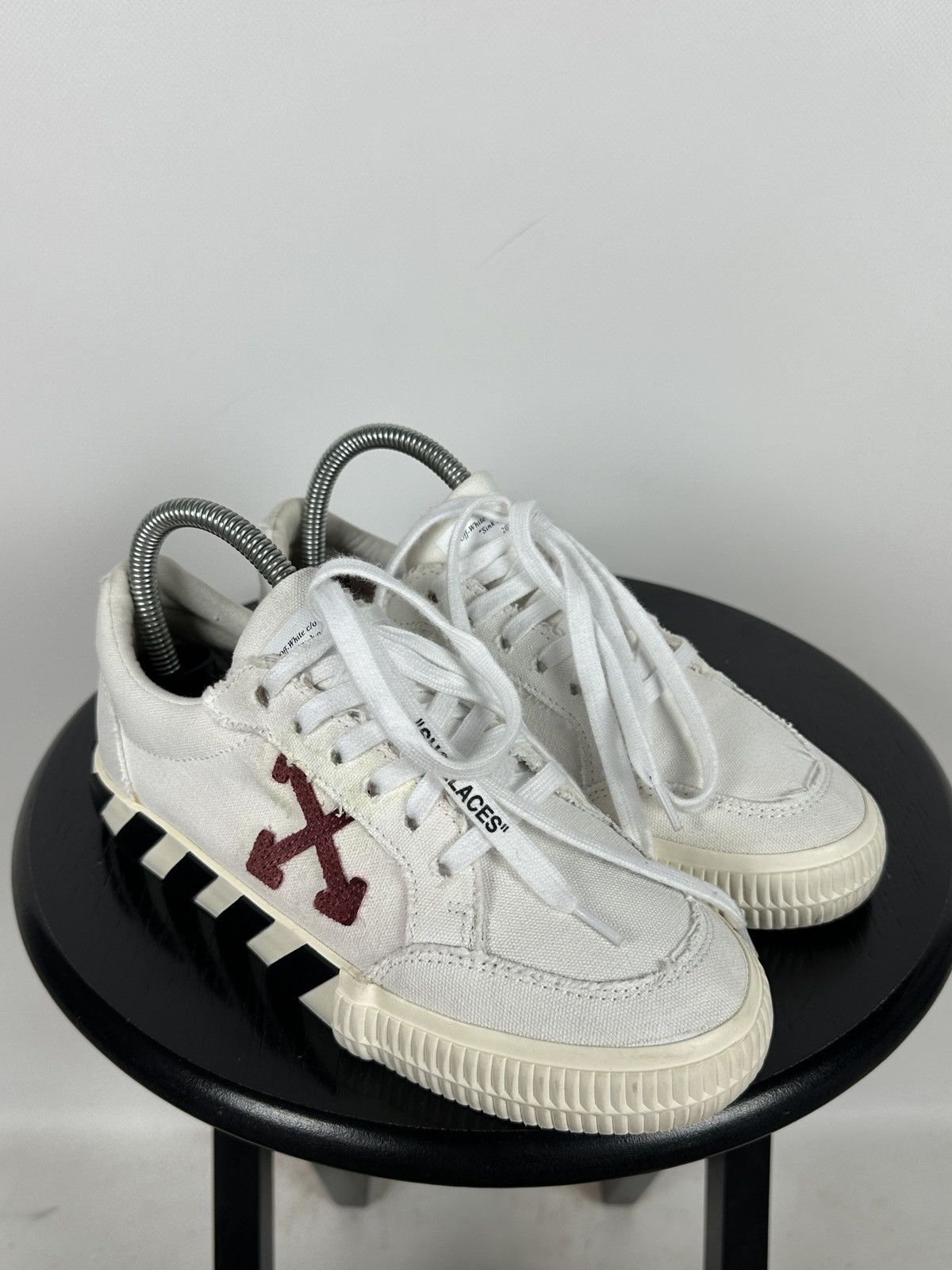 Off-White Off-White Vulcanized Virgil Abloh Low Top Sneakers Size US 7 / IT 37 - 4 Thumbnail