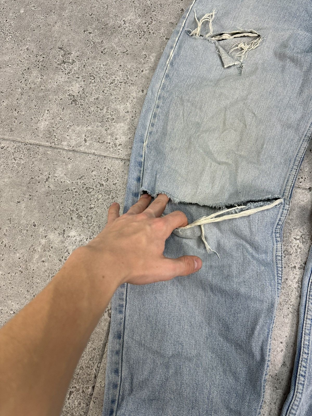 Japanese Brand × Levi's Dirty Distressed Faded Levis 560 Denim Pants Japan Vintage Size US 32 / EU 48 - 6 Thumbnail