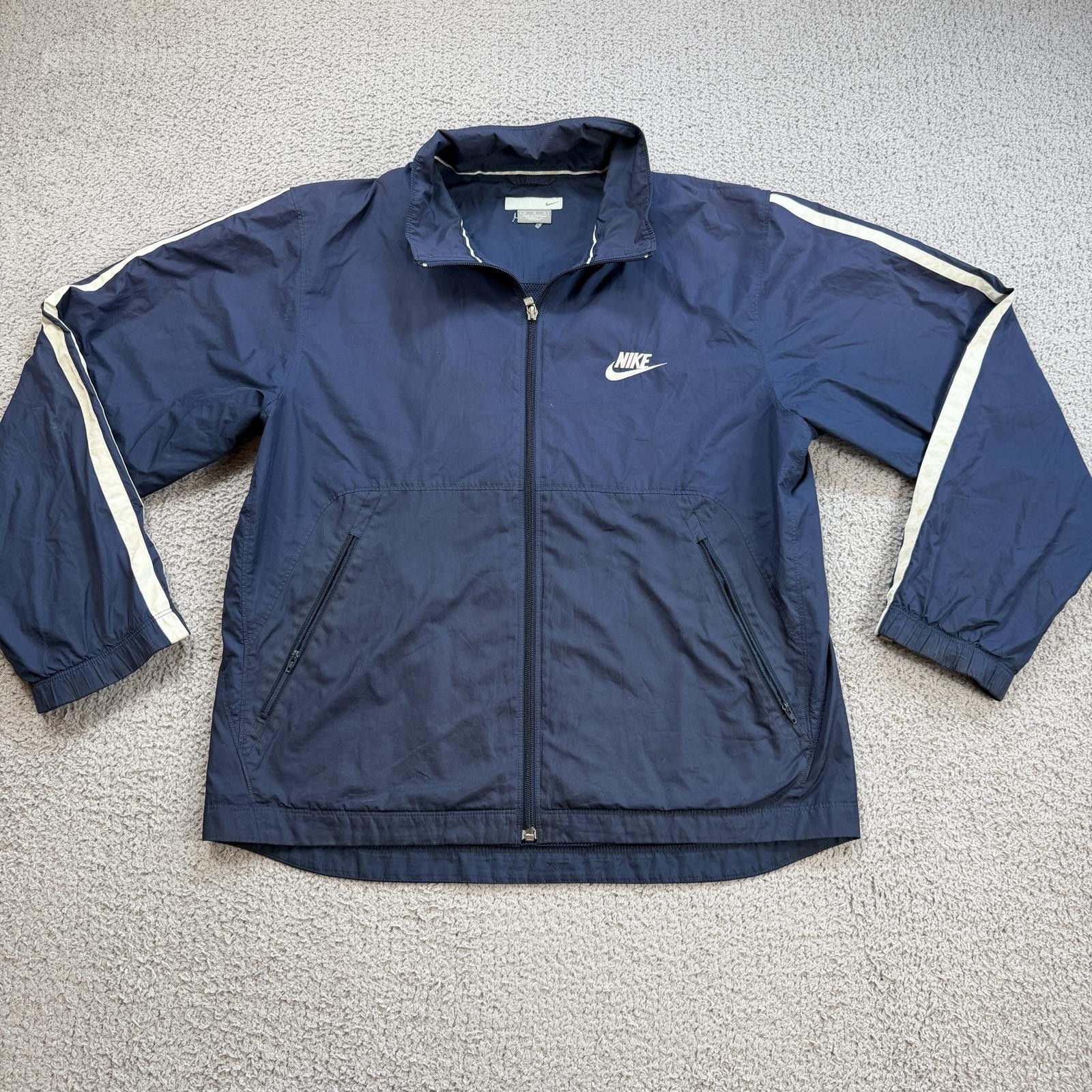 Nike Nike Navy Windbreaker Jacket Mens M Small Swoosh Full Zip Size US M / EU 48-50 / 2 - 1 Thumbnail