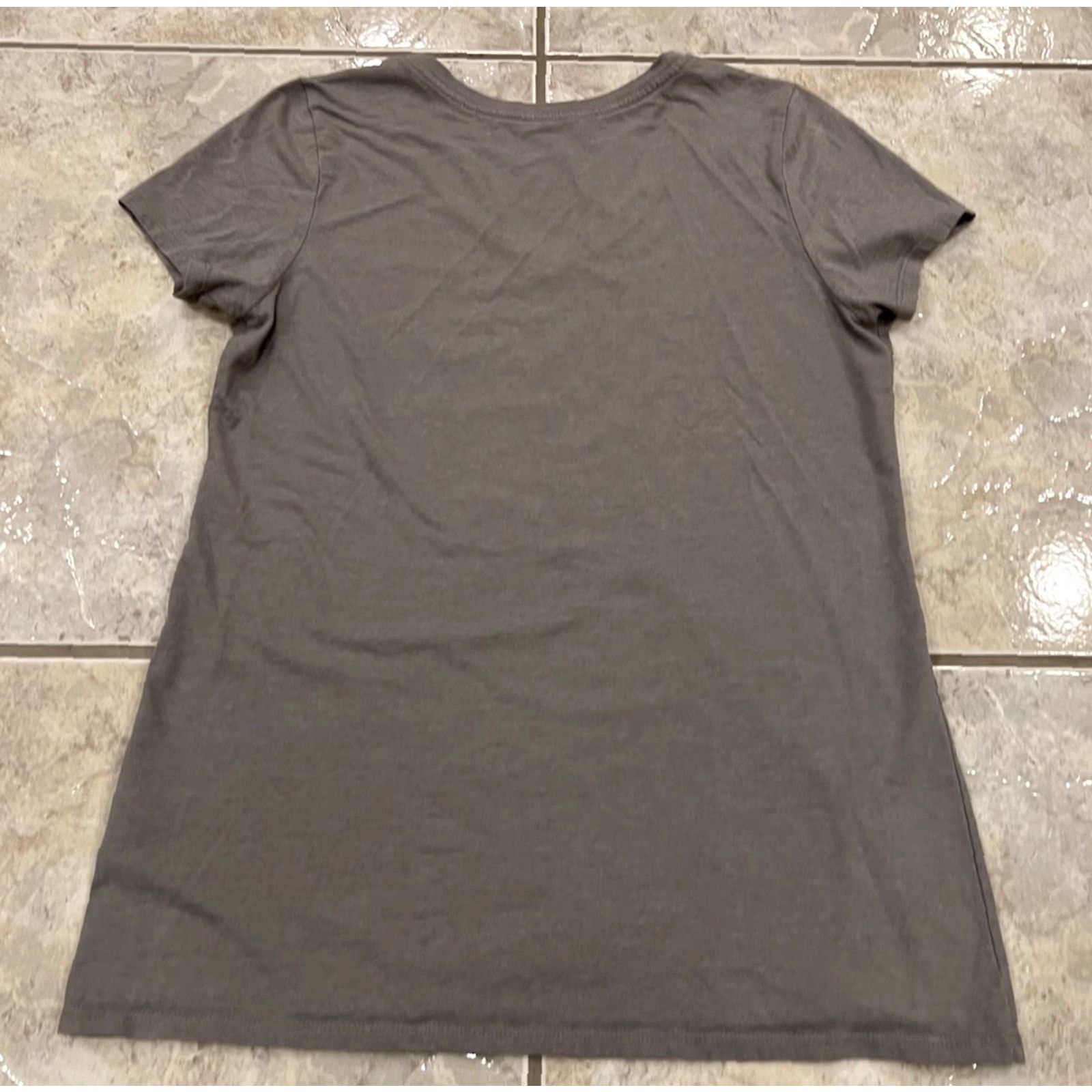 Patagonia Patagonia Women’s Small Shirt Fitz Roy Bison Gray V-Neck T-Shirt Casual Outdoor Cotton Short Sleeve Summer Regular Fit Size S / US 4 / IT 40 - 6 Thumbnail