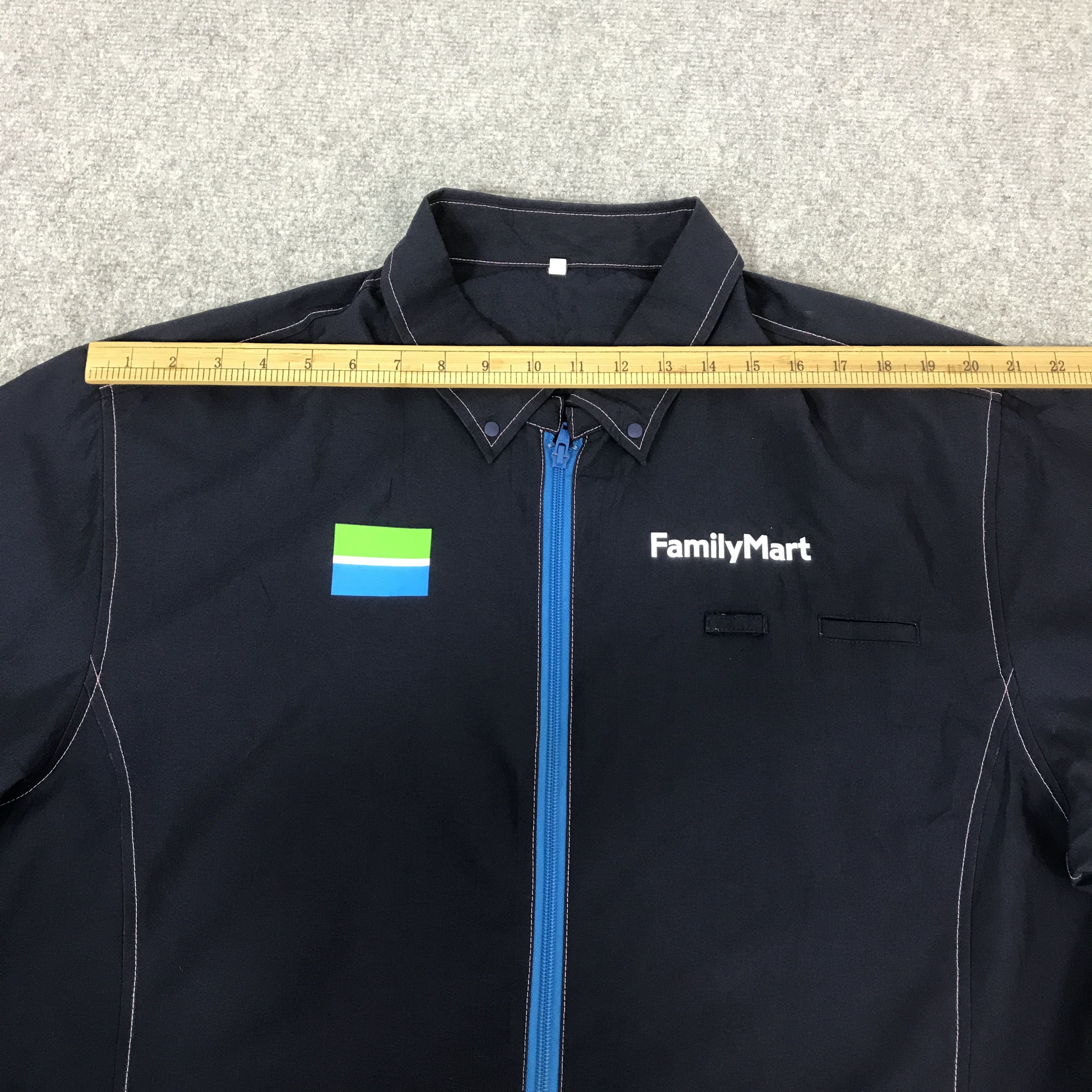 Japanese Brand Family Mart Japanese mart Uniform Shirt jacket K66B14 Size US L / EU 52-54 / 3 - 6 Thumbnail