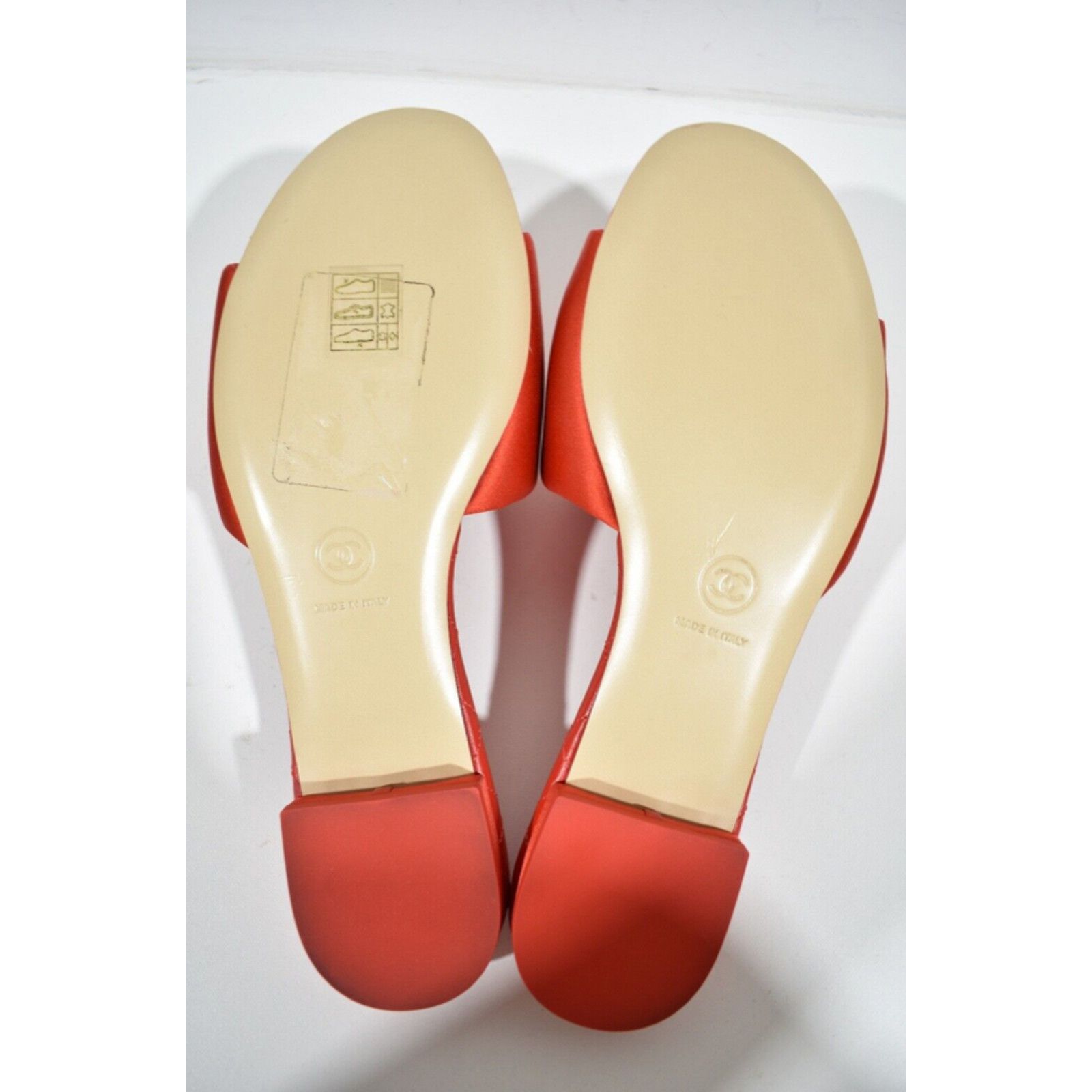 Chanel 22P CC Logo Quilted Leather Slide Mule Sandal Flop Flat 37 Size US 7 / IT 37 - 12 Thumbnail