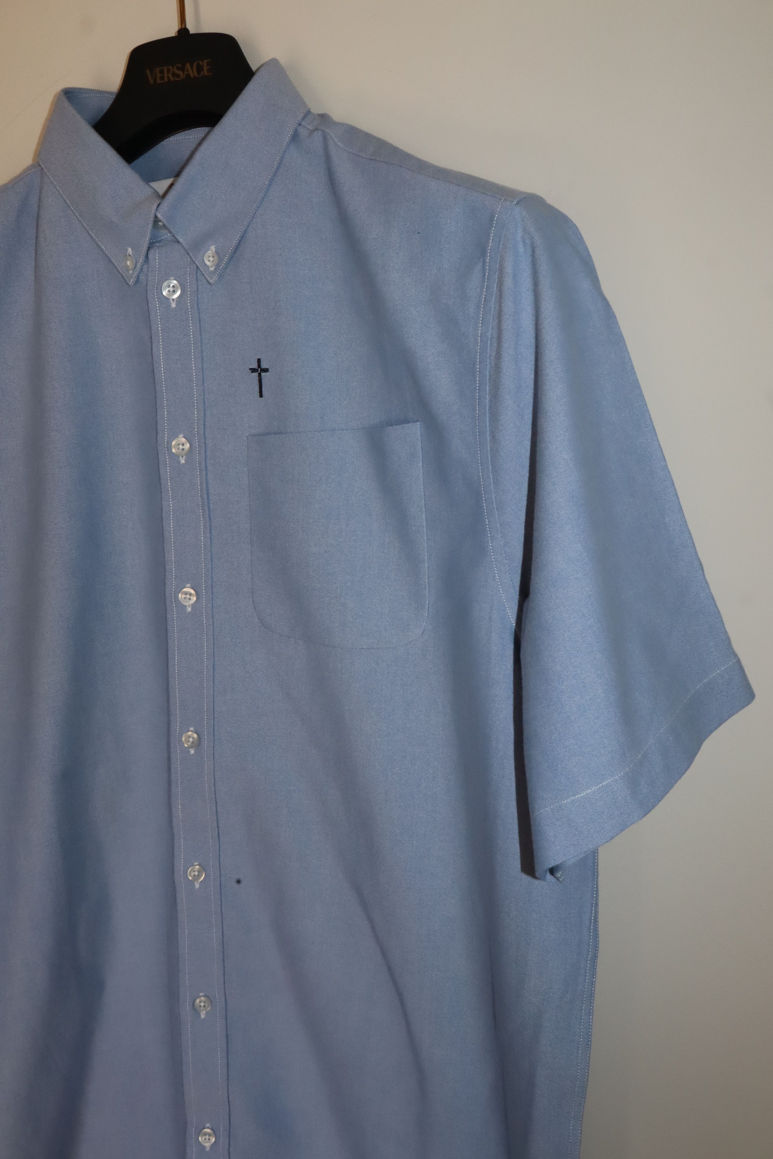 Givenchy Oversized crucifix shirt Size US XS / EU 42 / 0 - 3 Thumbnail