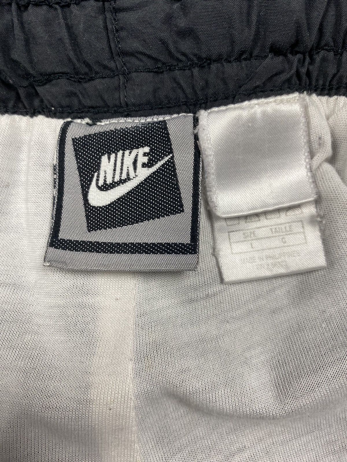 Nike Vintage Nike Drill Pants Size L Size US 34 / EU 50 - 9 Thumbnail