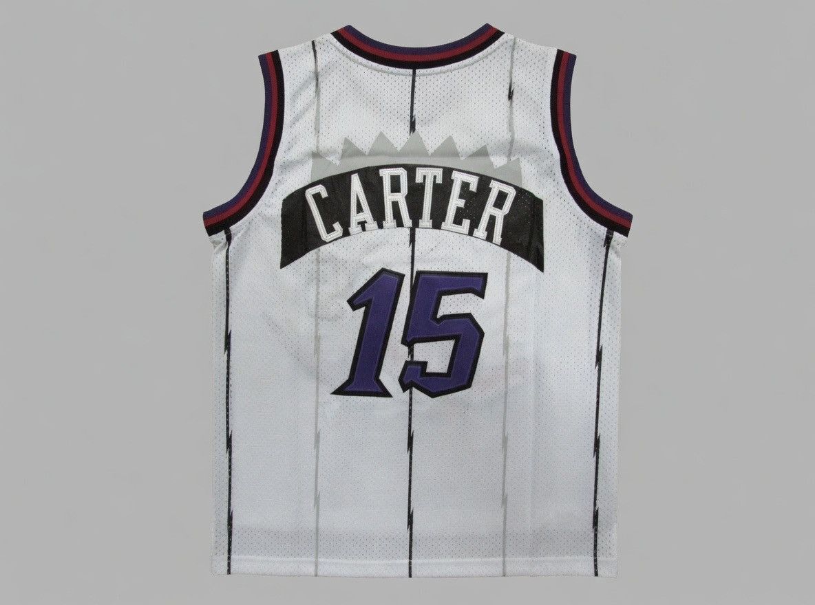 NBA Retrò Maglia Basket - Vince Carter Toronto Raptors #15 - L Size US L / EU 52-54 / 3 - 4 Thumbnail