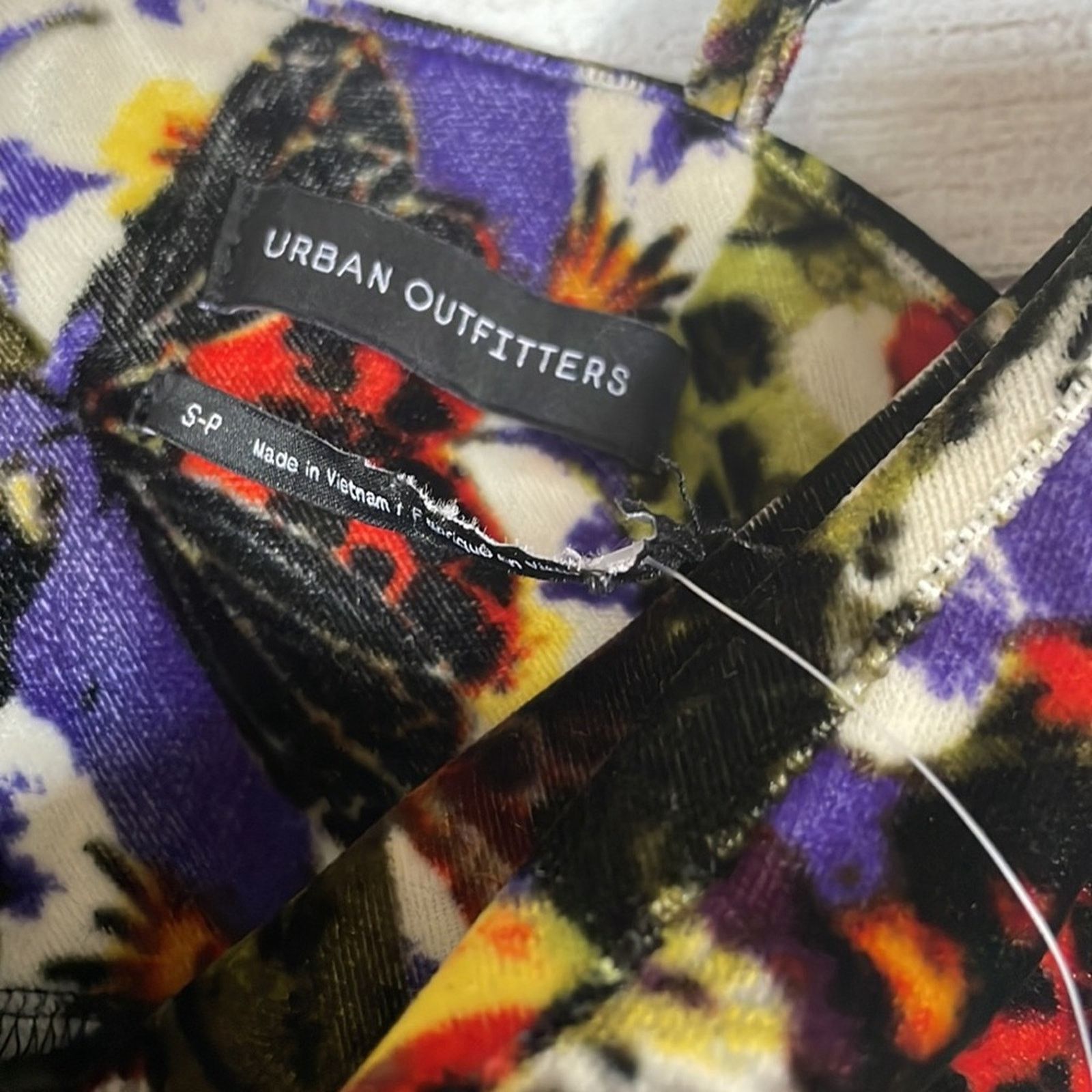 Urban Outfitters Urban Outfitters Floral Velvet Boho Mini Dress Women's Sz S Size S / US 4 / IT 40 - 5 Thumbnail