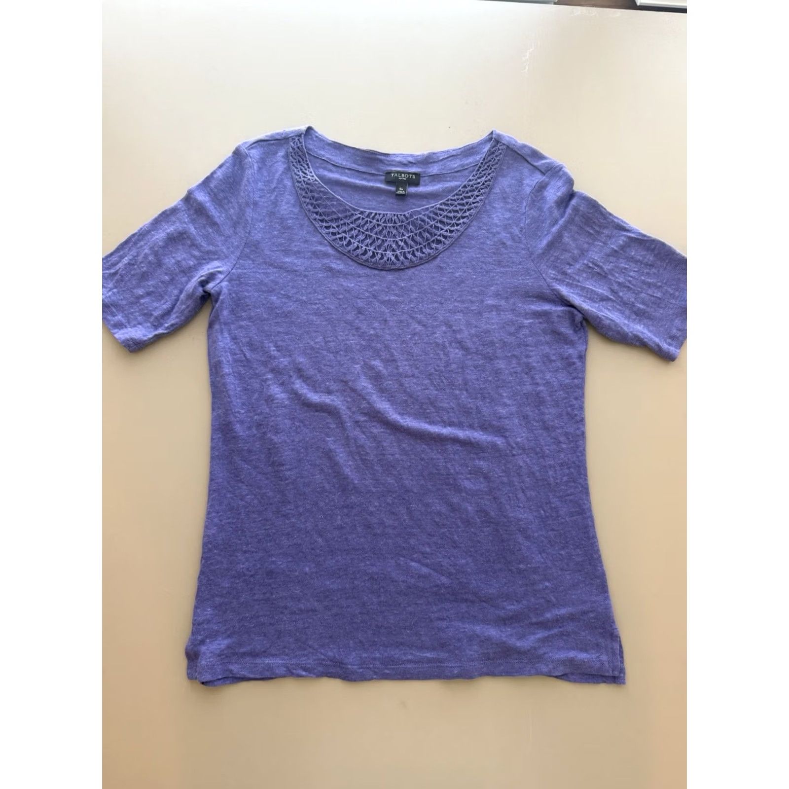 Talbots Talbots Shirt Womens Petite Small Purple Short Sleeve Smocking Top Linen Casual T-Shirt Size S / US 4 / IT 40 - 3 Thumbnail