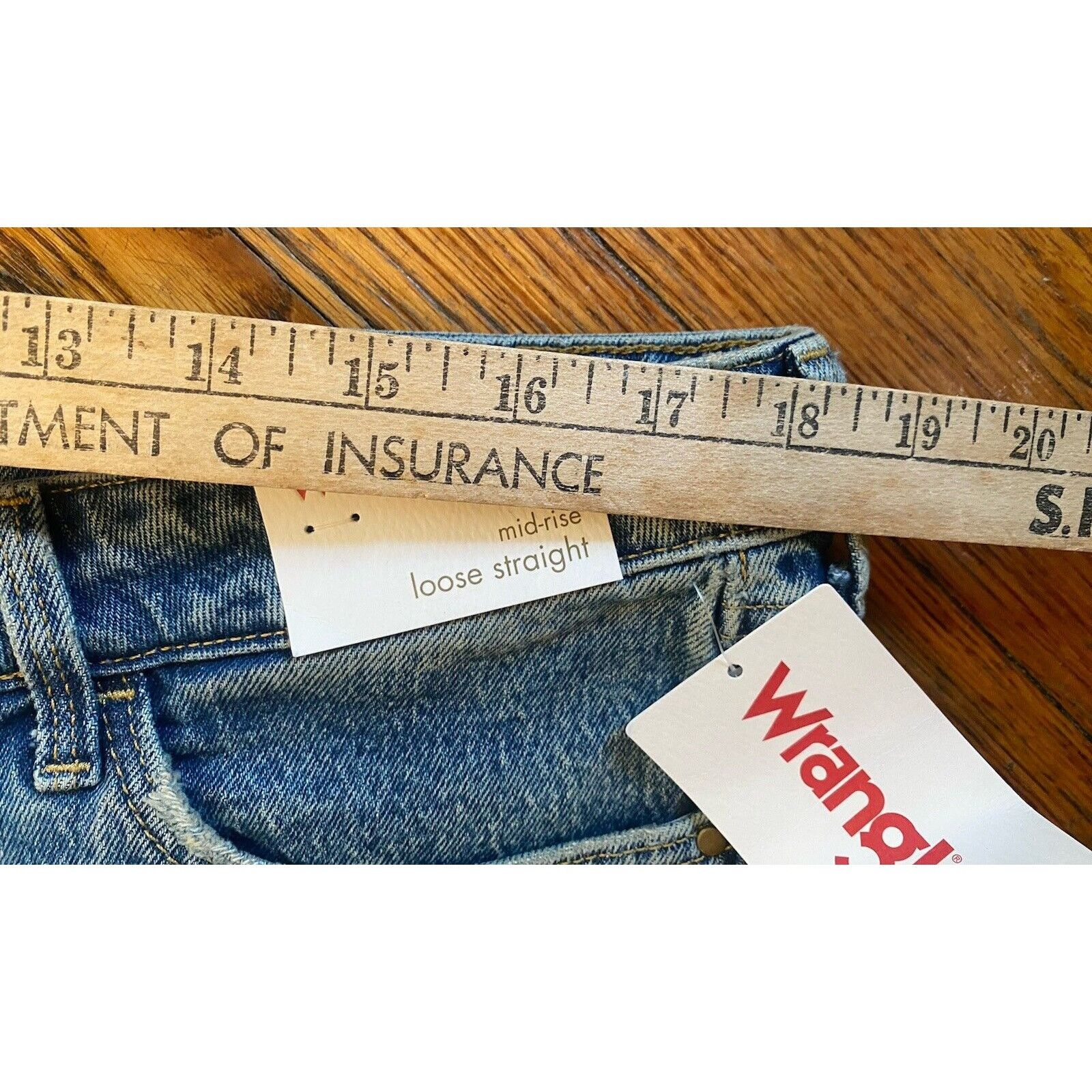 Wrangler NWT Wrangler Mid Jean Mens Loose Straight Inspection Sticker Size US 34 / EU 50 - 8 Thumbnail