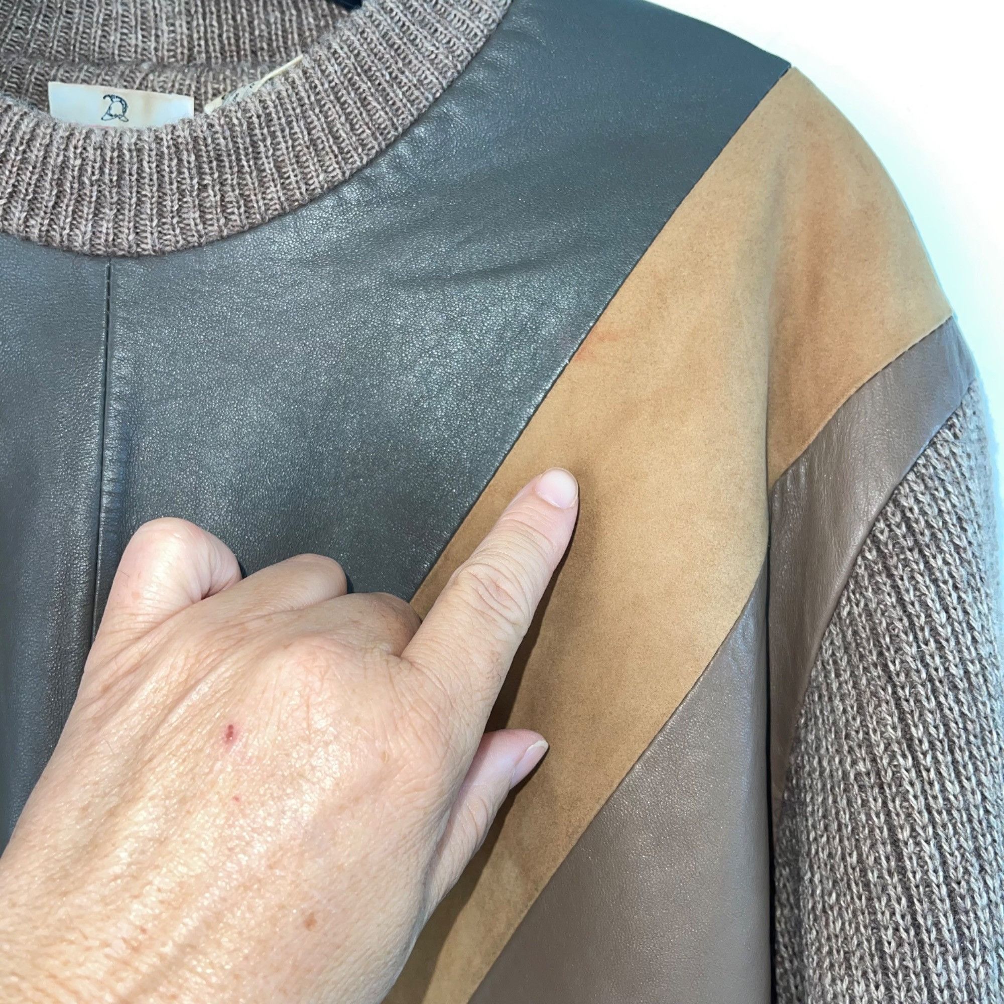Neiman Marcus Neiman Marcus Vintage Mens Sweater Size Large Size US L / EU 52-54 / 3 - 3 Thumbnail