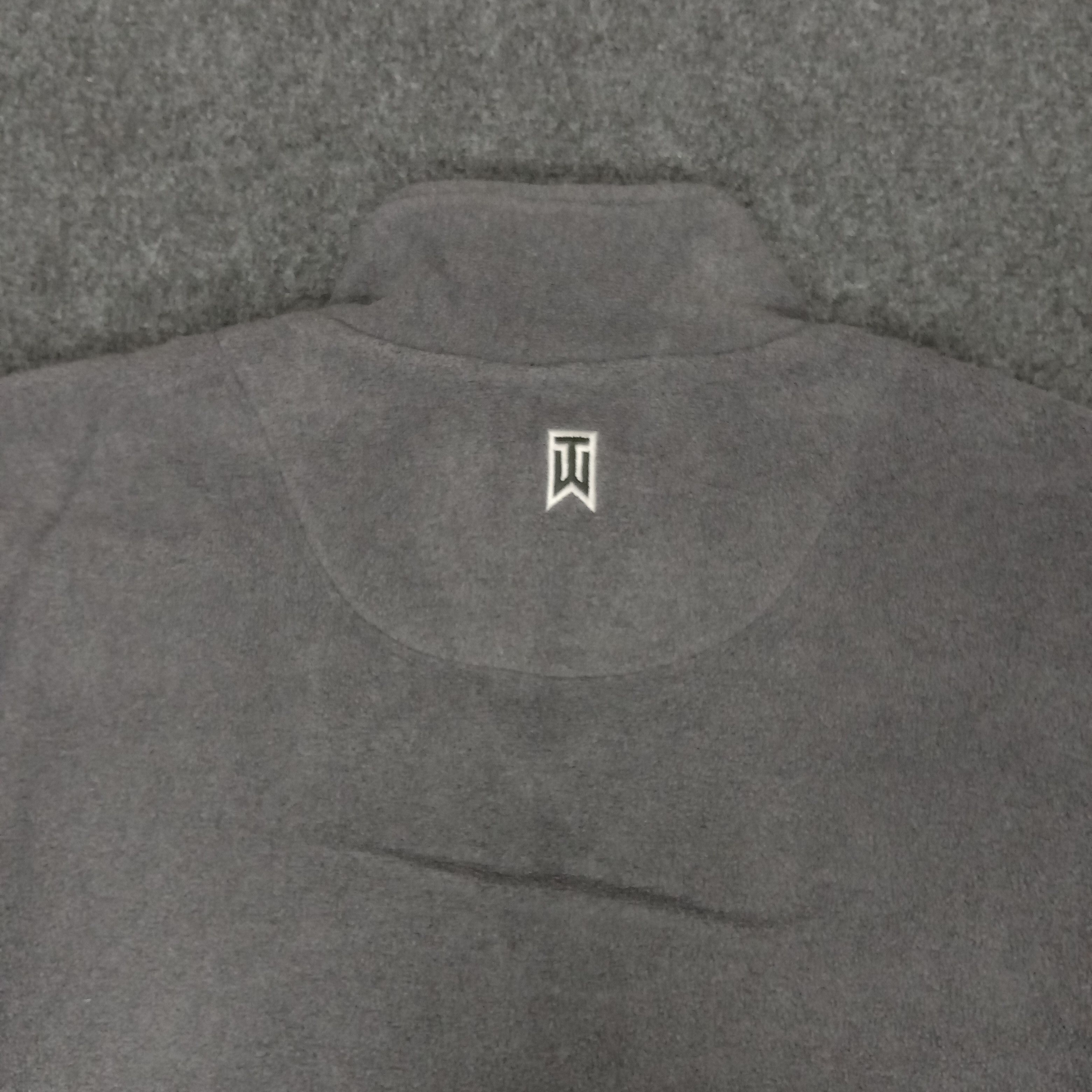 Nike × Tiger Woods × Vintage Nike Tiger Woods American Sportwear Golf Sweatshirt Size US L / EU 52-54 / 3 - 7 Thumbnail