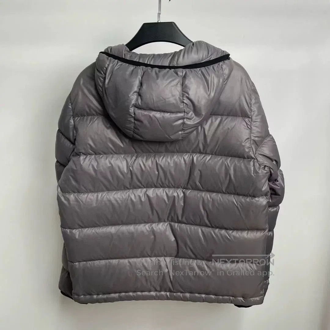 Prada Prada Thick Metal Triangle Logo Down Jacket. Size US M / EU 48-50 / 2 - 2 Thumbnail