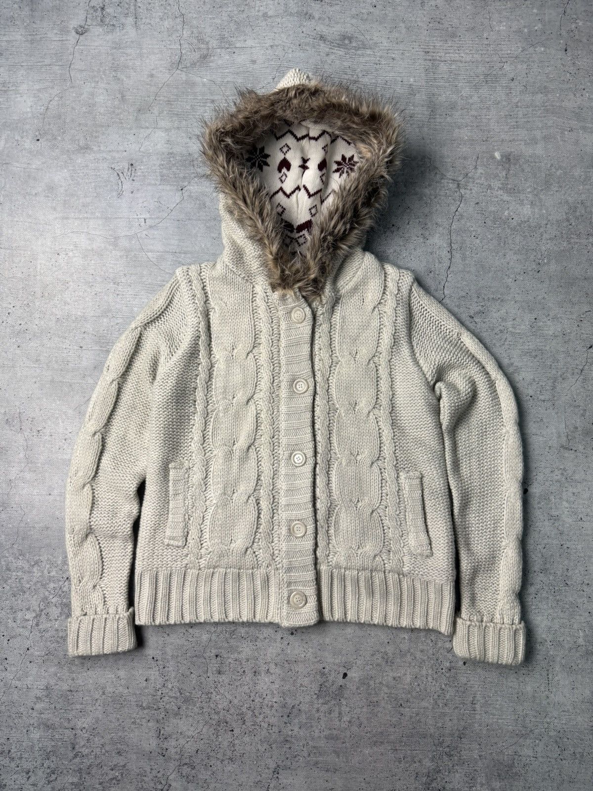 If Six Was Nine Vintage Japan Y2K Knitted Hooded Faux Fur Zip Sweater Size US S / EU 44-46 / 1 - 1 Thumbnail