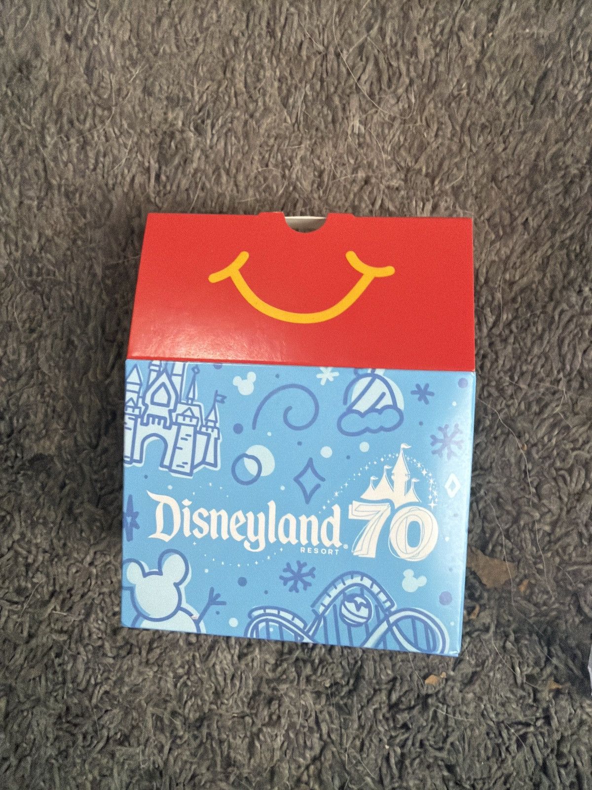 Disney 2025 McDonald’s Disneyland Resort Figures Size ONE SIZE - 6 Thumbnail