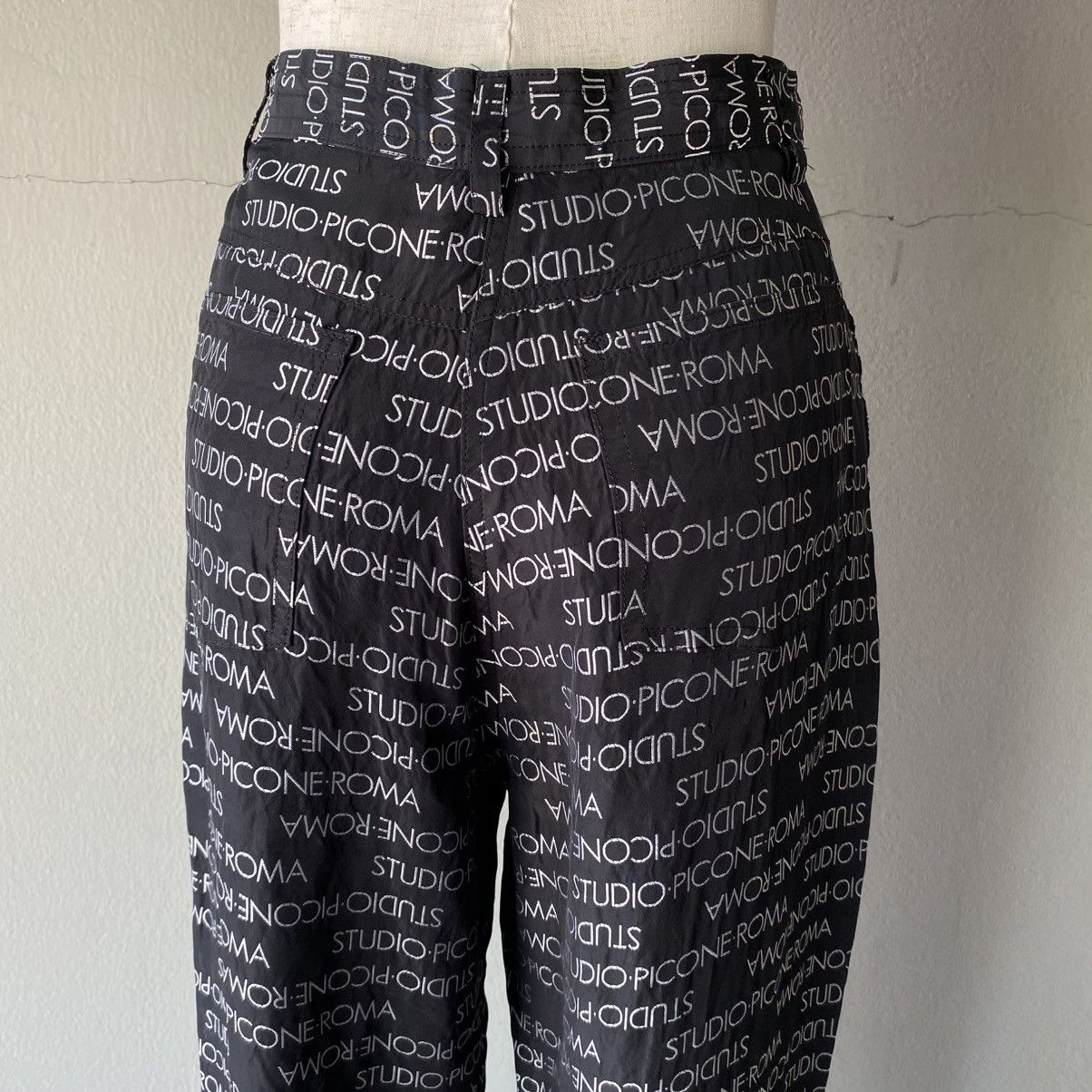 Designer × Japanese Brand STUDIO PICONE ROMA Black Logo Print Wide-Leg Pants Size 27" / US 4 / IT 40 - 20 Thumbnail