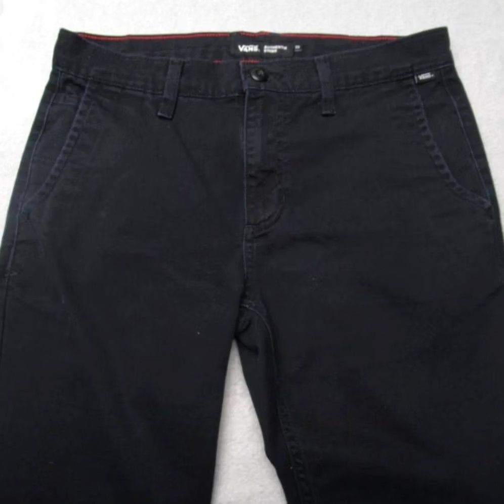 Vans VANS Chino Pants Men 30x28 Dark Blue Slim Fit Flat Front Button Logo Pockets Casual Workwear Please adjust color to Blue Limited info Size US 30 / EU 46 - 4 Thumbnail