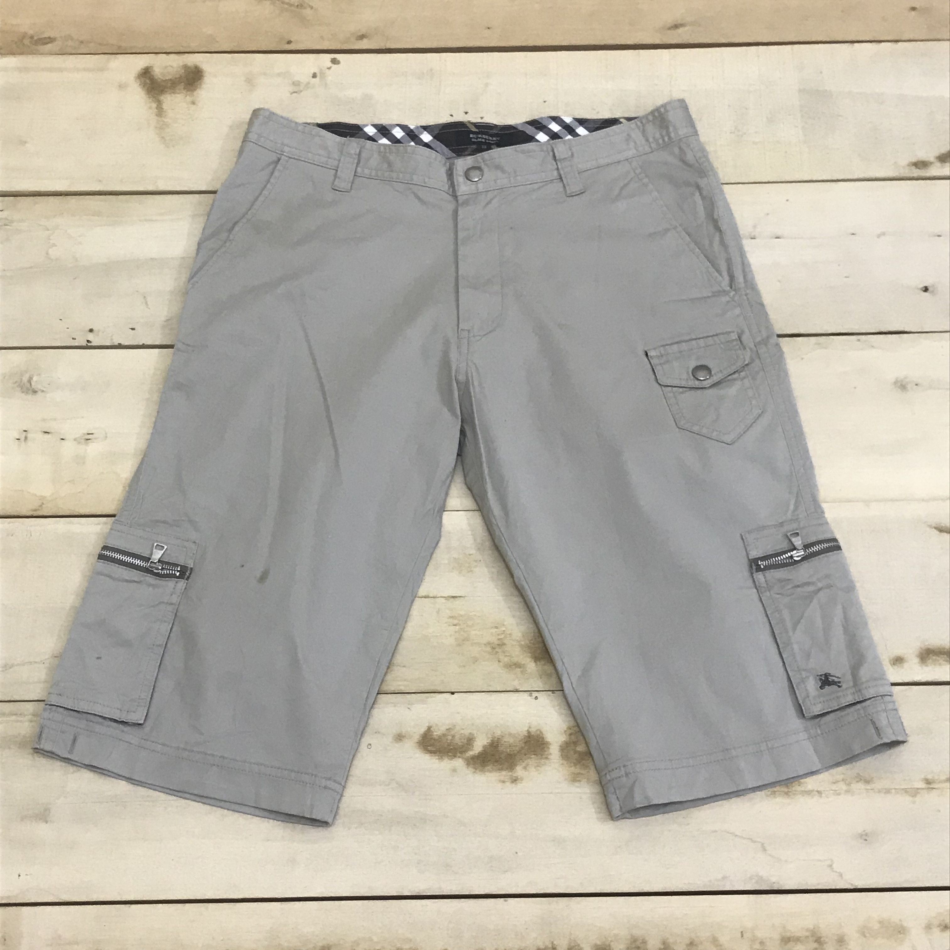 Burberry X262 BURBERRY BLACK LABEL UTILITY CARGO SHORT PANTS Size US 32 / EU 48 - 1 Thumbnail