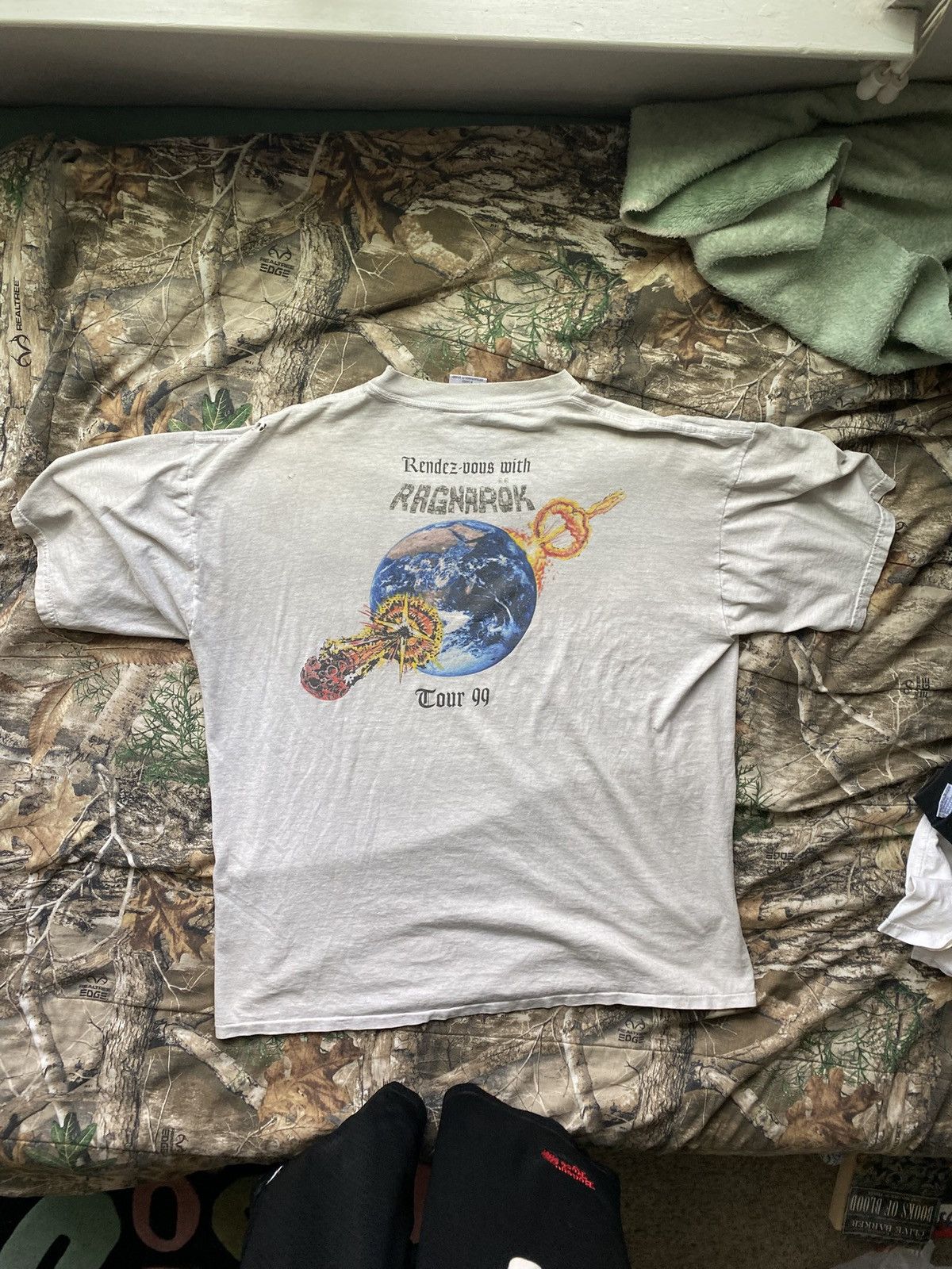 Vintage Gwar 1999 “Rendevouz With Ragnarok” tee Size US XL / EU 56 / 4 - 2 Thumbnail