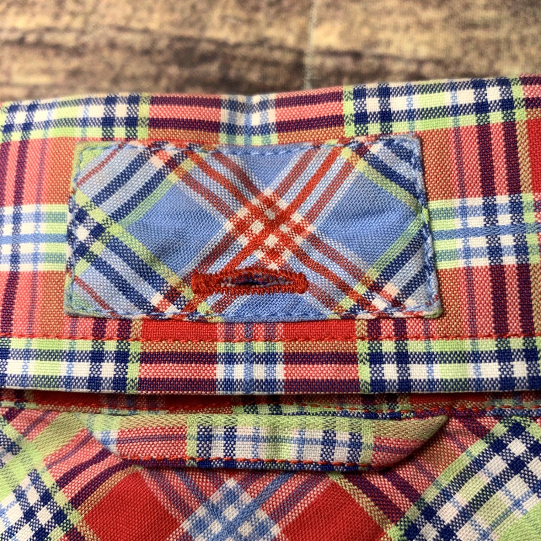 Tommy Hilfiger Tommy Hilfiger Shirt XL Short Sleeve Red Plaid Cotton Button-Up Adult Mens Size US XL / EU 56 / 4 - 5 Thumbnail