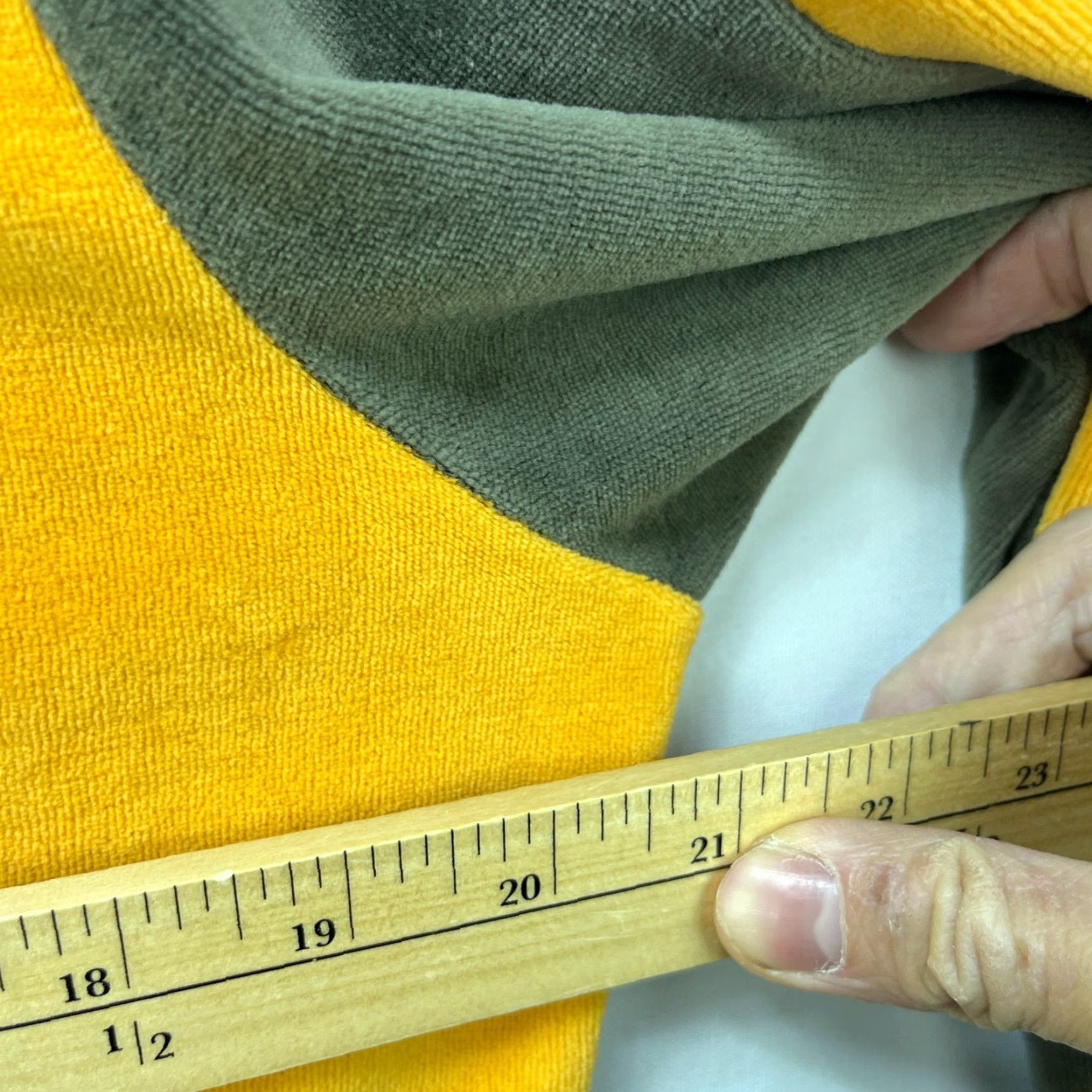 NFL VINTAGE Green Bay Packers Hoodie, Full Zip, Womens XL, Green, USA Theme, 90s/00s, NFL, Activewear, Zip Up, Made in USA, Womens, Size XL Size XL / US 12-14 / IT 48-50 - 6 Thumbnail