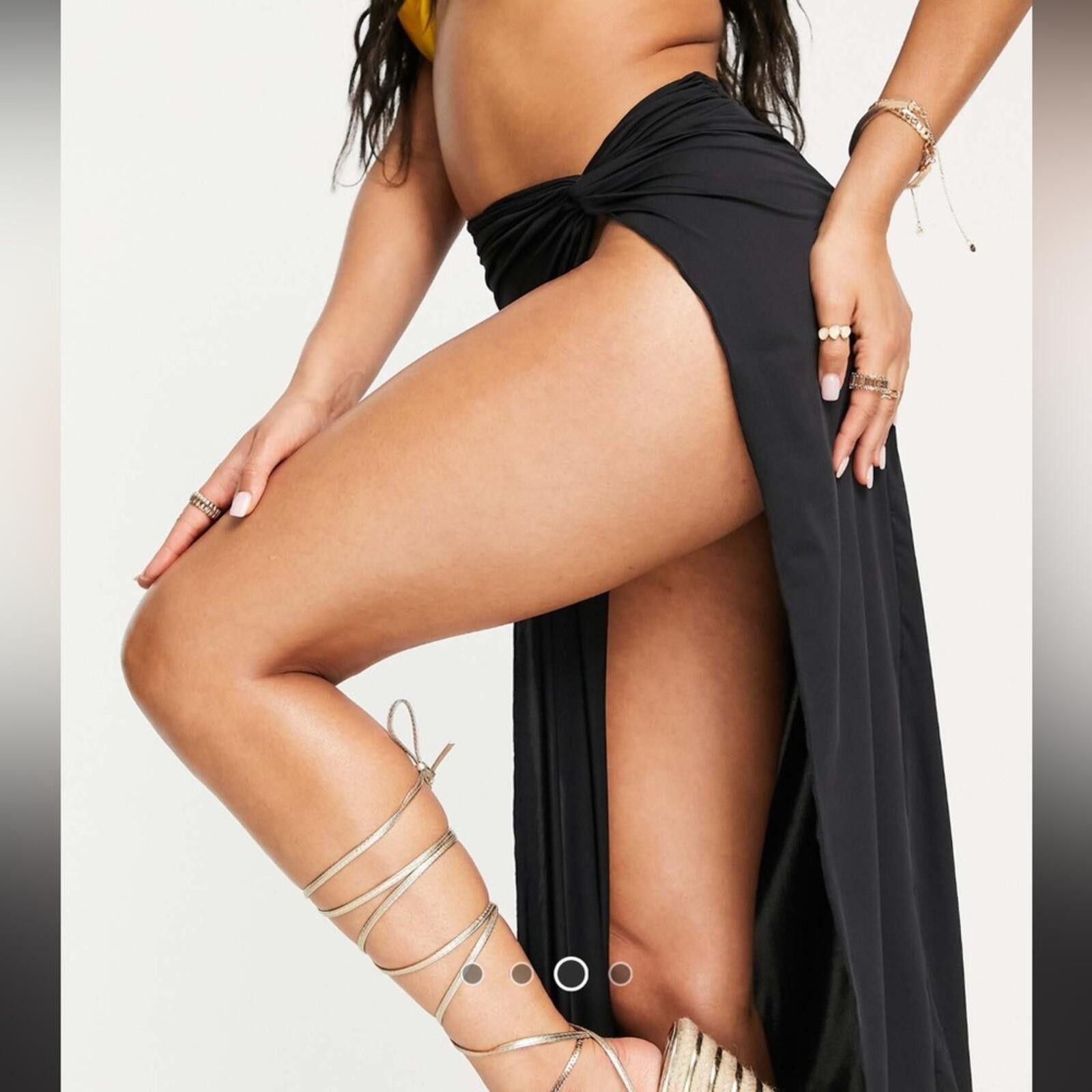 Other South Beach / Knot Front Beach Skirt Coverup / Black Size ONE SIZE - 3 Thumbnail