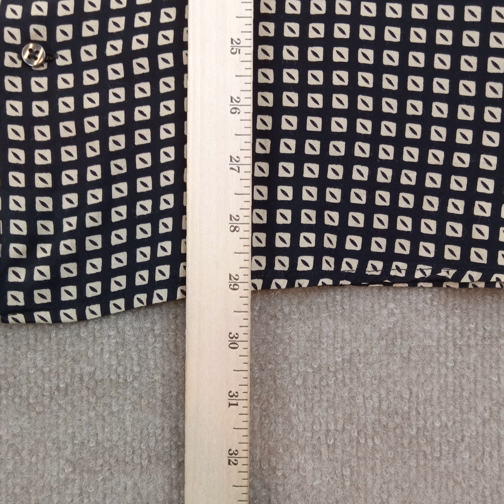 Vintage Riscatto Mens Shirt Large Black White Short Sleeve Button Up Pocket Casual Mens Regular, Button-Down Collar, Geometric Pattern, All Seasons, Workwear Size US L / EU 52-54 / 3 - 3 Thumbnail