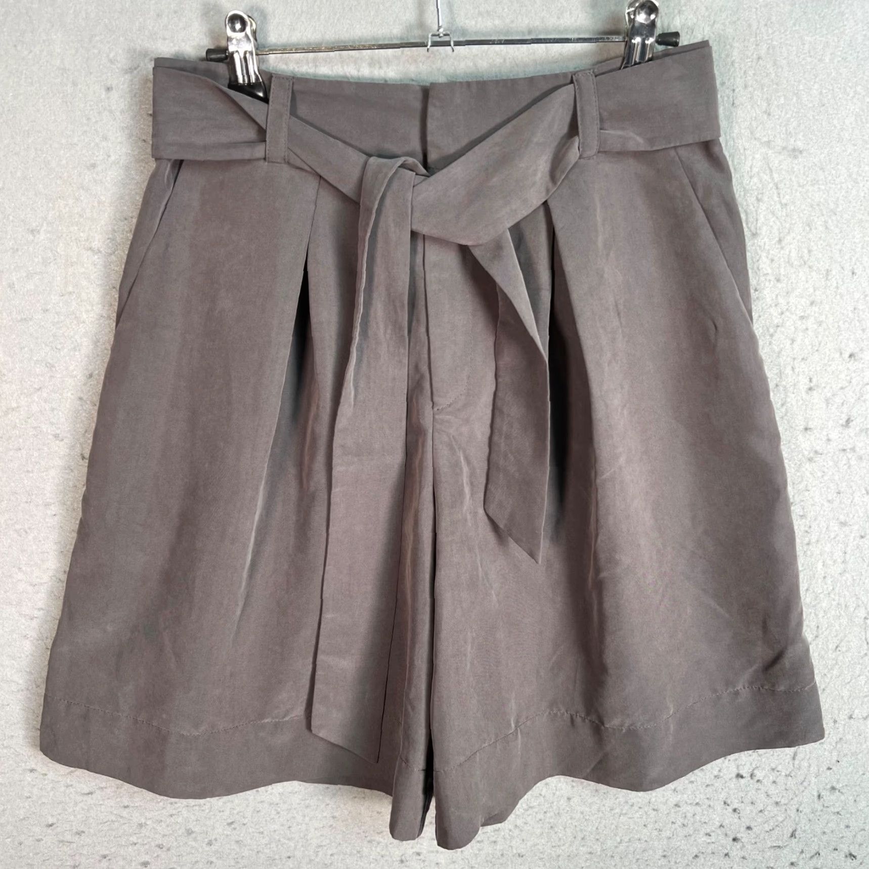 Vintage Morgan Carper Womens Bermuda Shorts 4 Gray Pleated High-Waist With Tie Belt Size 27" / US 4 / IT 40 - 5 Thumbnail