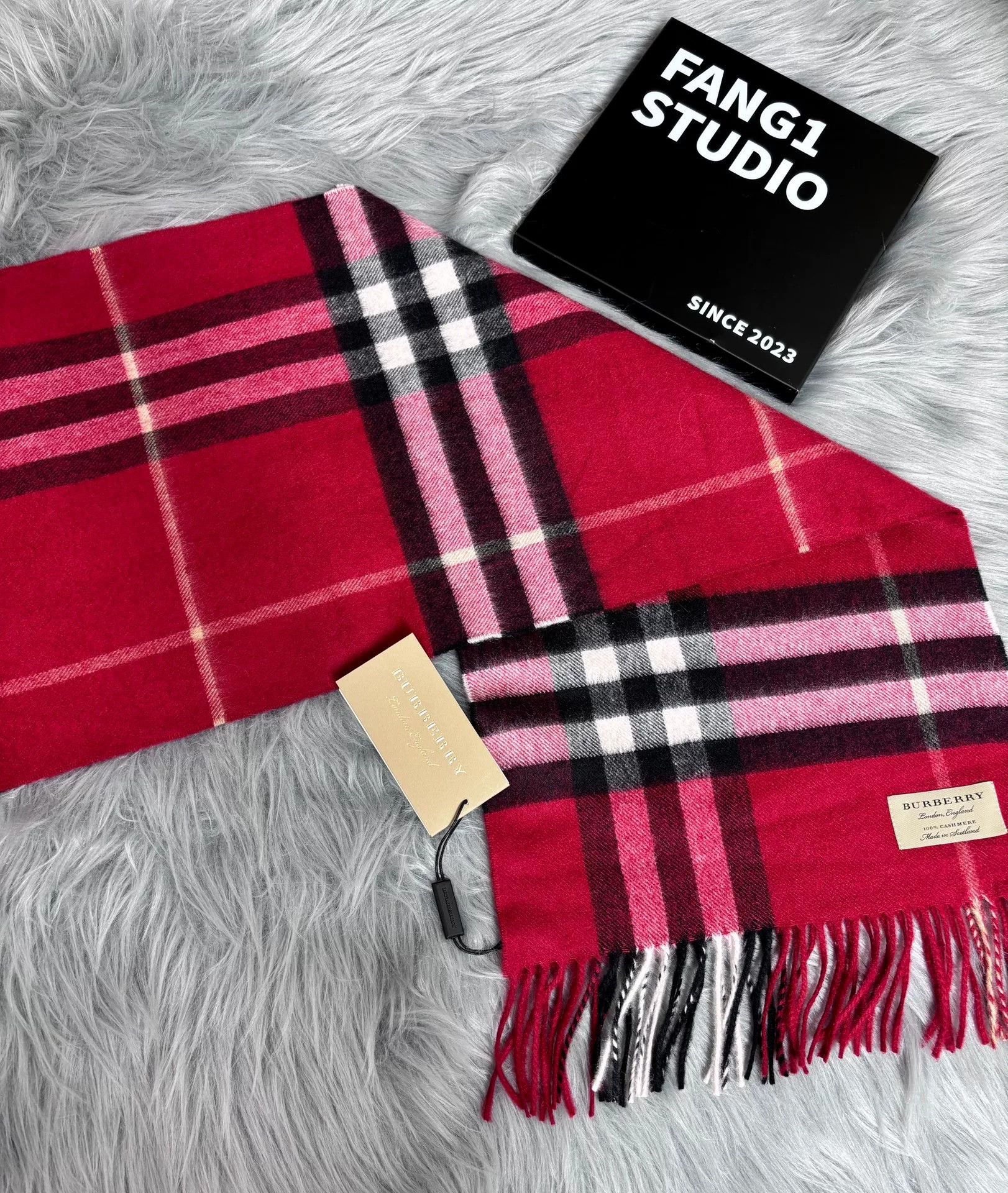 Burberry Burberry Plaid Red Scarf one size Men Size ONE SIZE - 1 Thumbnail