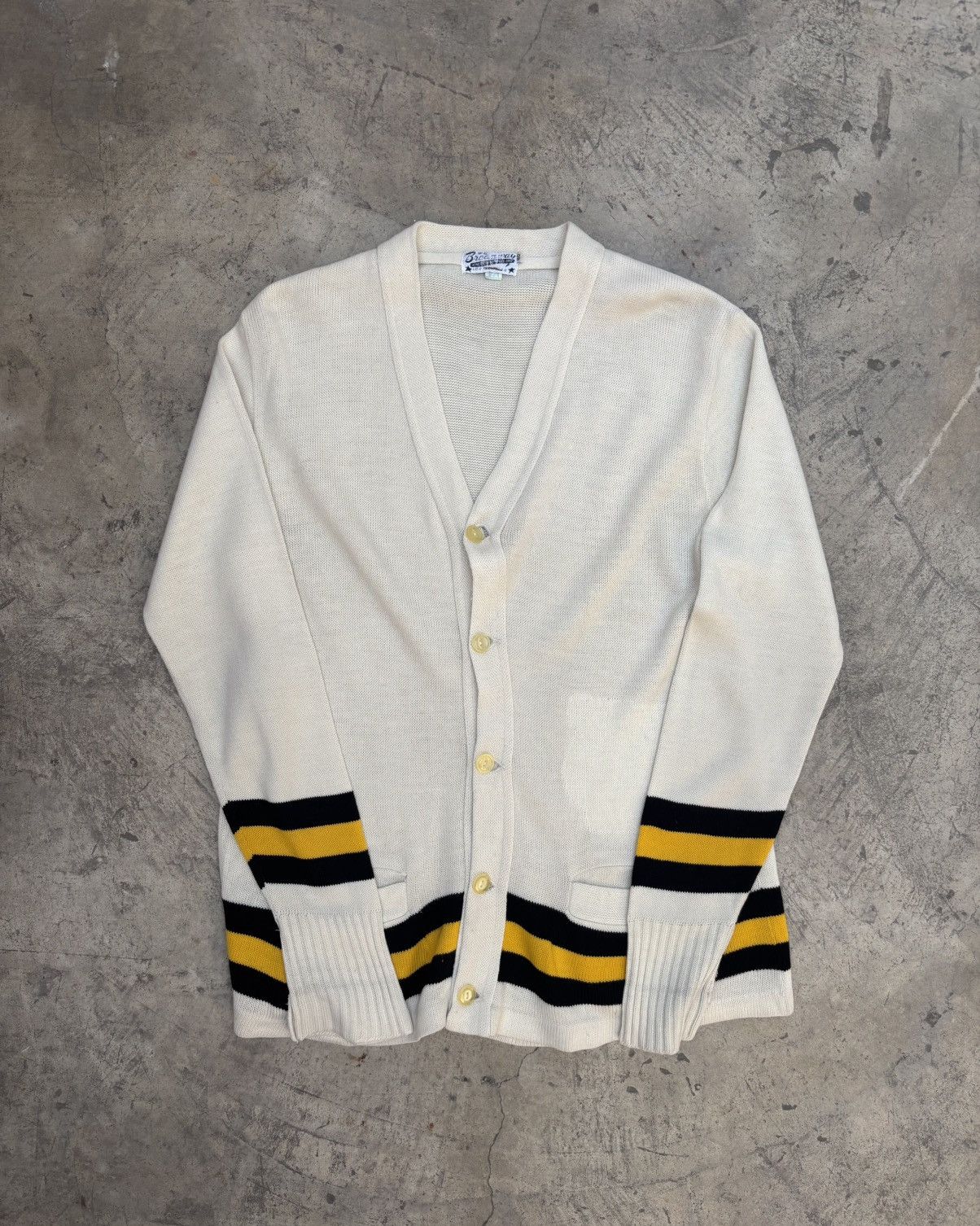 Vintage 70’s Wool College Cardigan Size US XXS / EU 40 - 1 Thumbnail