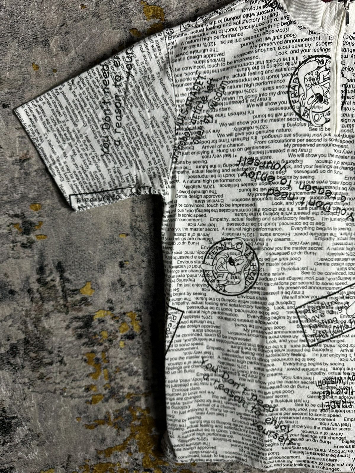20471120 JEAN PAUL GAULTIER STYLE SHIRT AOP QUOTES TEXT SHORT SLEEVE Size US L / EU 52-54 / 3 - 5 Thumbnail