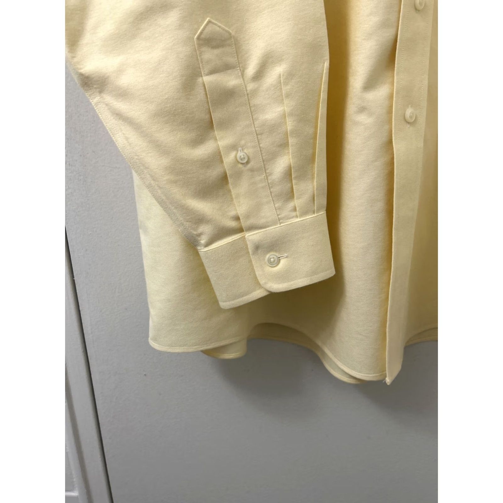 Vintage LL Bean Oxford Shirt Mens Sz 17-34 Yellow Wrinkle Resistant Button Up L/S Shirt Mens Regular 100% Cotton Knit Yellow Button-Up 209410 Size US XL / EU 56 / 4 - 7 Thumbnail