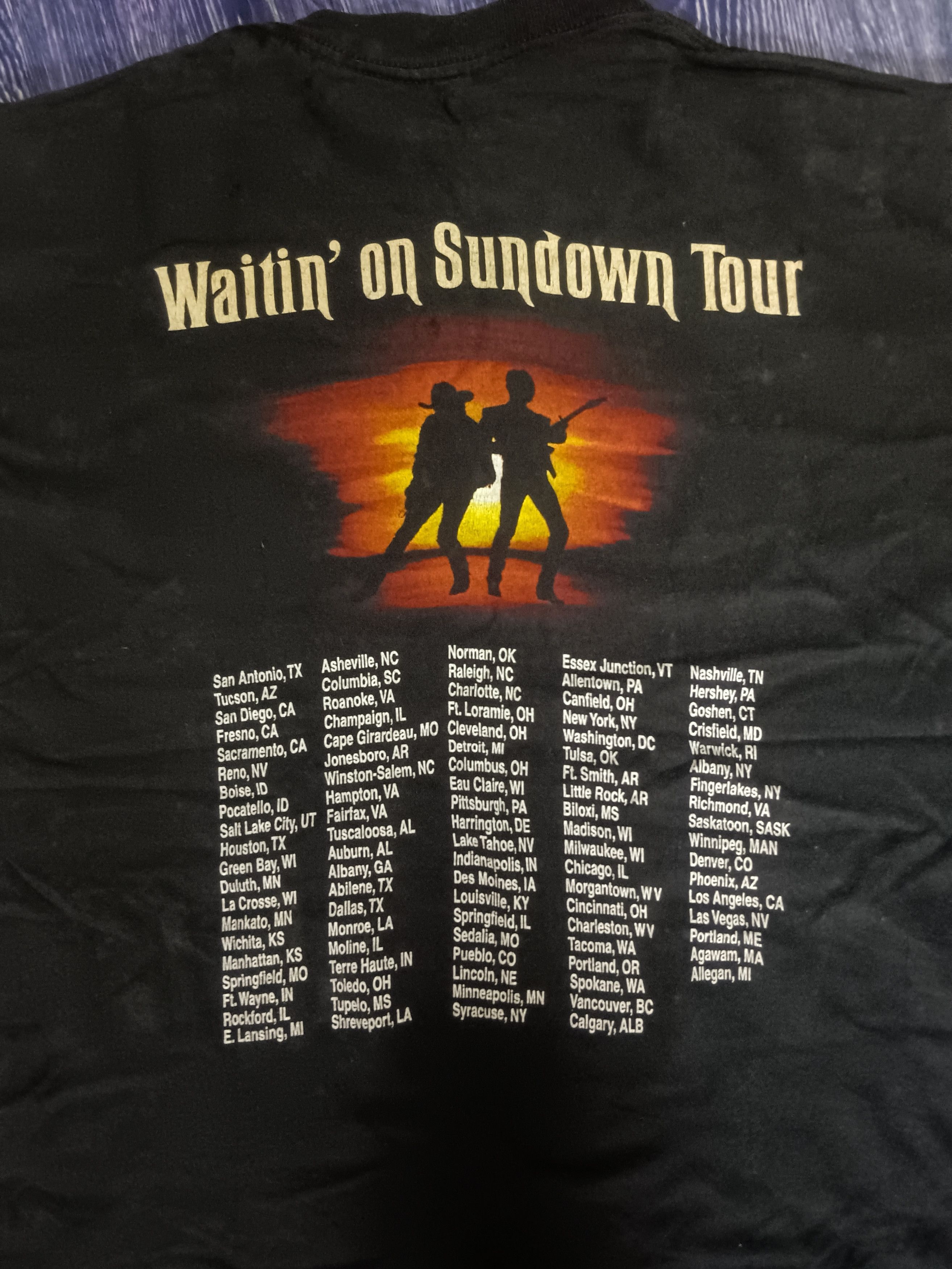Anvil × Band Tees × Vintage Brooks Dunn Vintage - Waitin on Sundown Tour Size US L / EU 52-54 / 3 - 4 Thumbnail