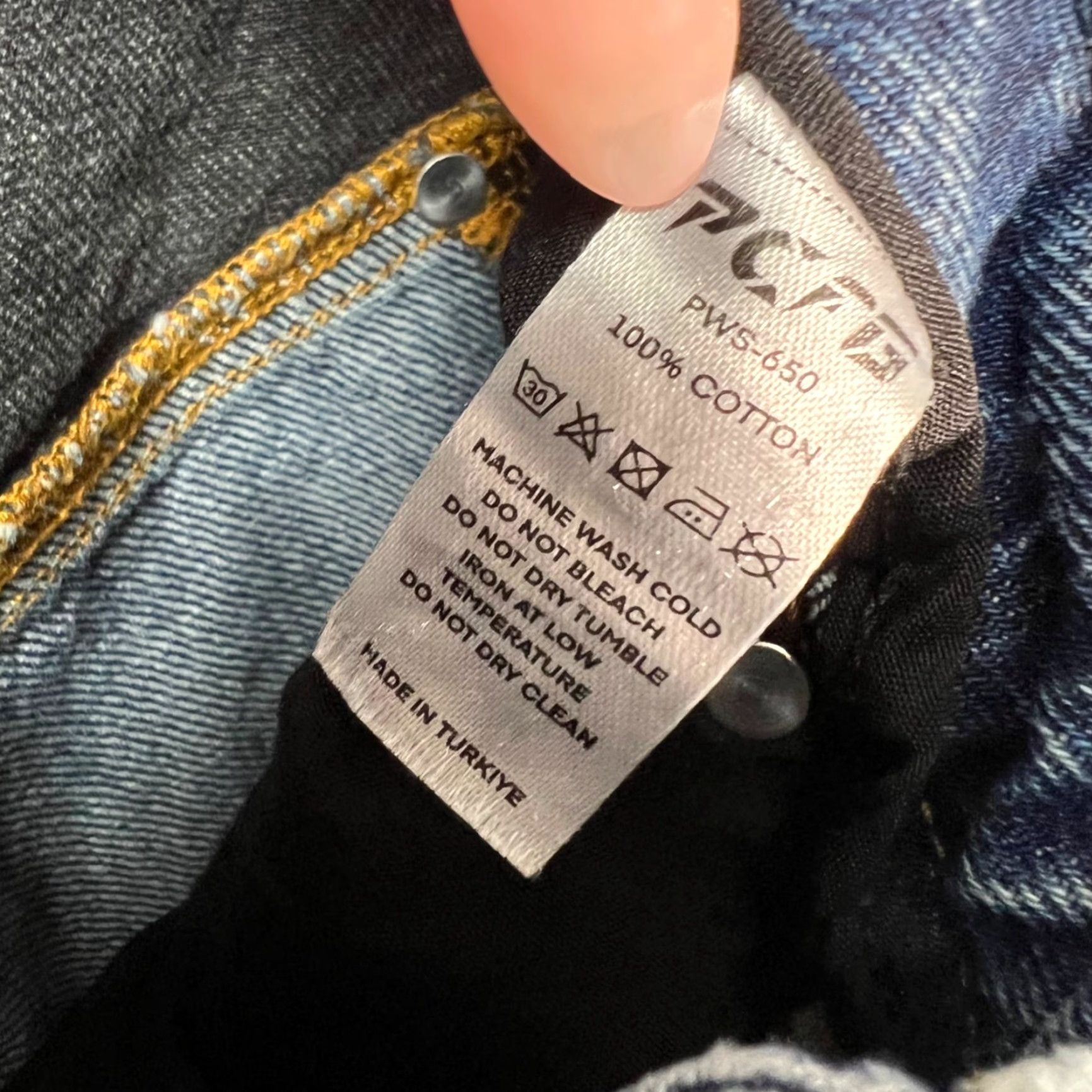 Denime PCFG Womens Jeans Two-Tone Denim With Contrast Panels & Raw Hem Size 6 Blue Straight 5-Pocket Rise High Inseam 27 Womens Size 28" / US 6 / IT 42 - 4 Thumbnail