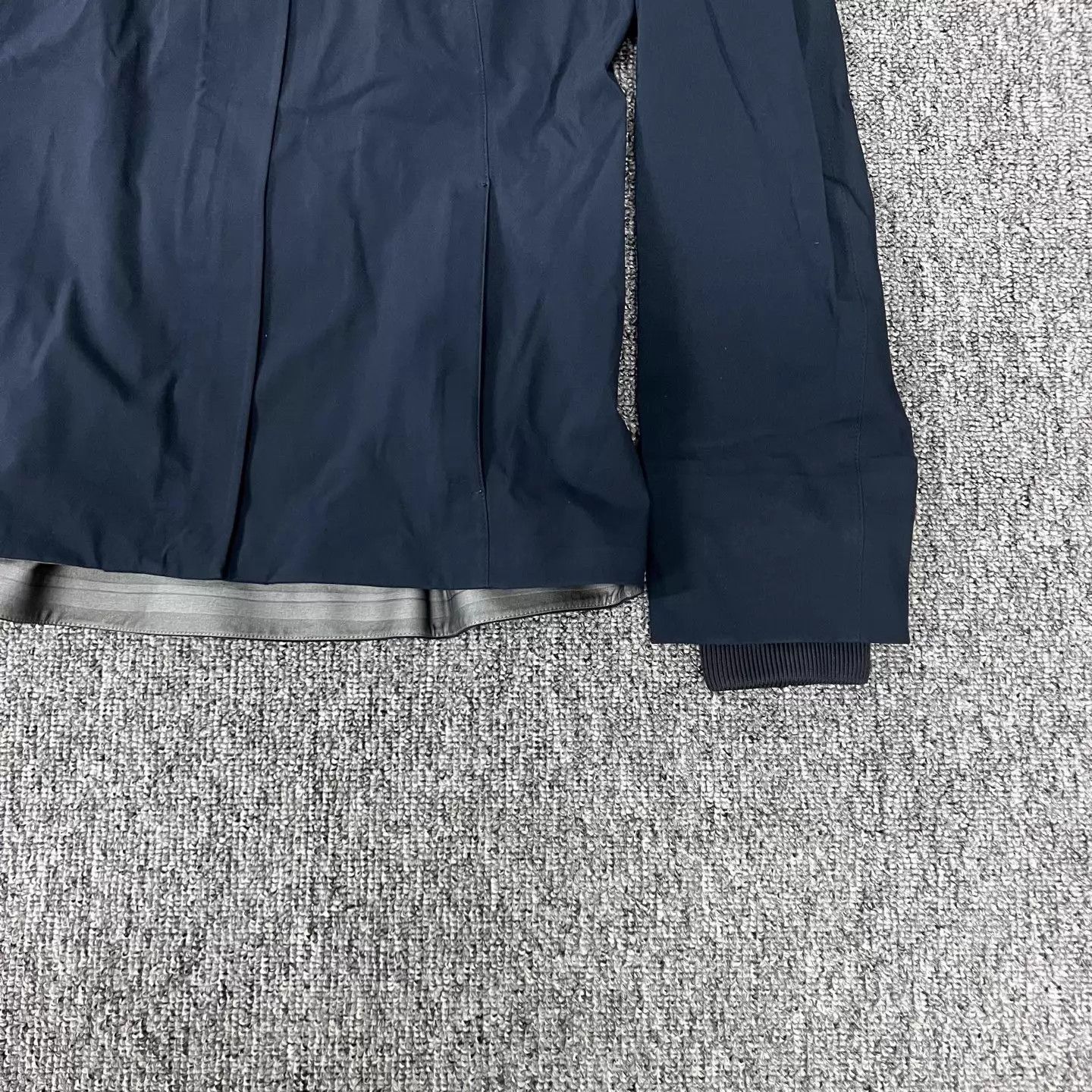 Hermes Hermes Navy Blue SeamSealed Shell Jacket XS 99 New Size XS / US 0-2 / IT 36-38 - 4 Thumbnail