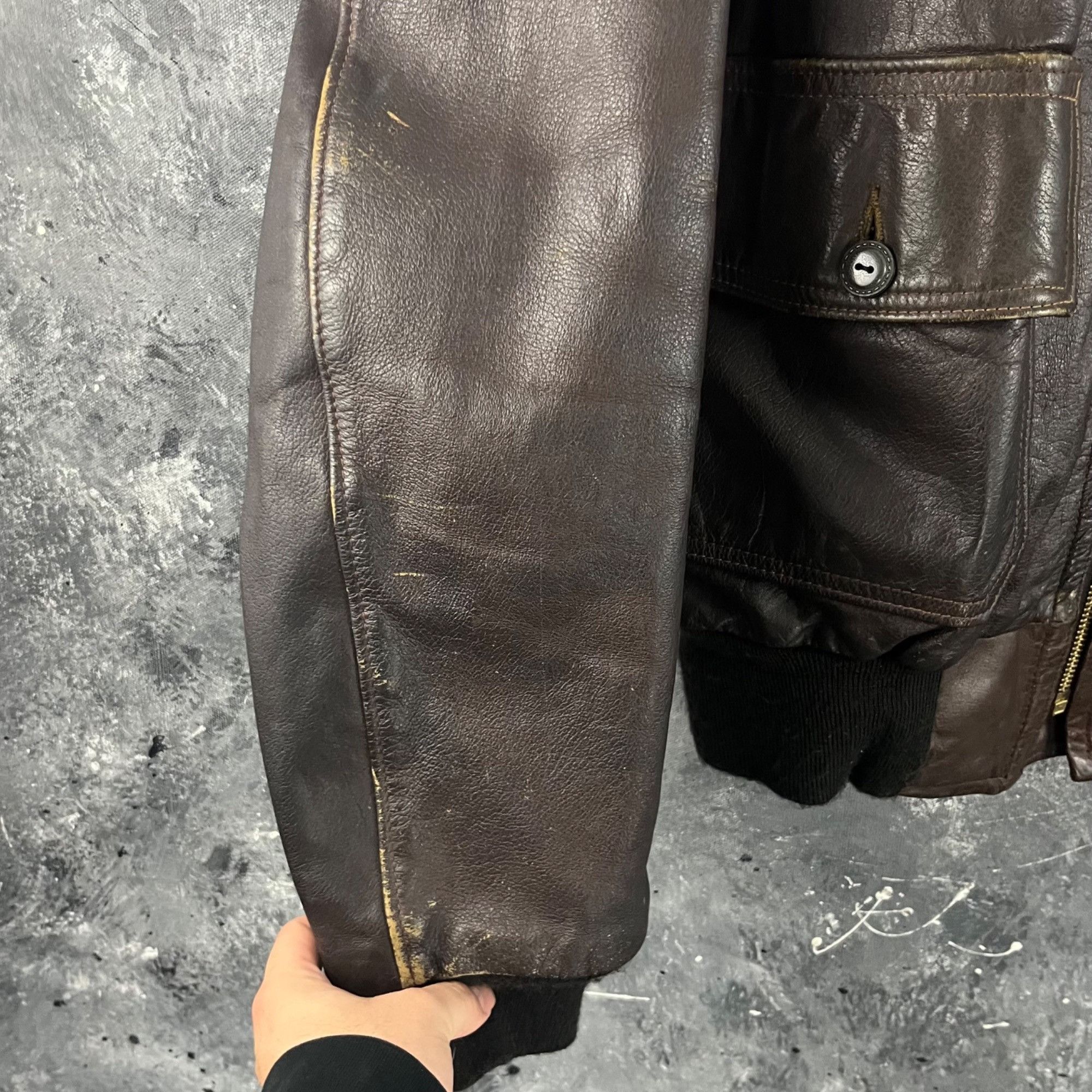 Vintage Vintage 60’s G-1 Military leather jacket Size US M / EU 48-50 / 2 - 5 Thumbnail