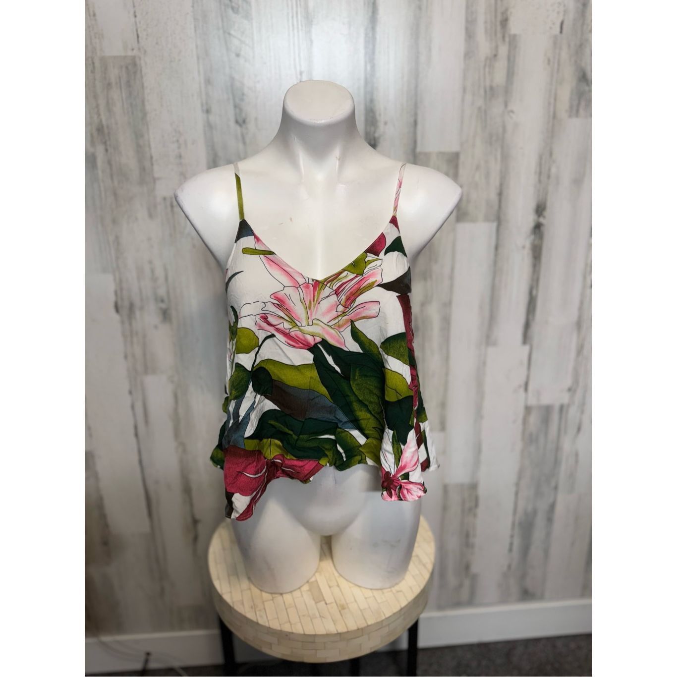 Other Akira Floral Spaghetti Strap Top Women’s Size S Size S / US 4 / IT 40 - 1 Thumbnail