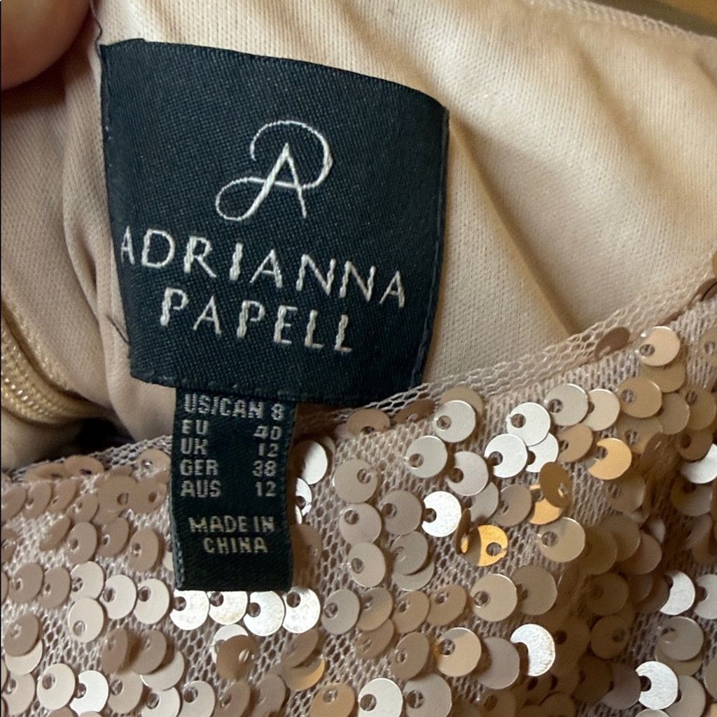 Adrianna Papell Adrianna Papell gold sequin short cap sleeve formal gown 8 Size M / US 6-8 / IT 42-44 - 6 Thumbnail