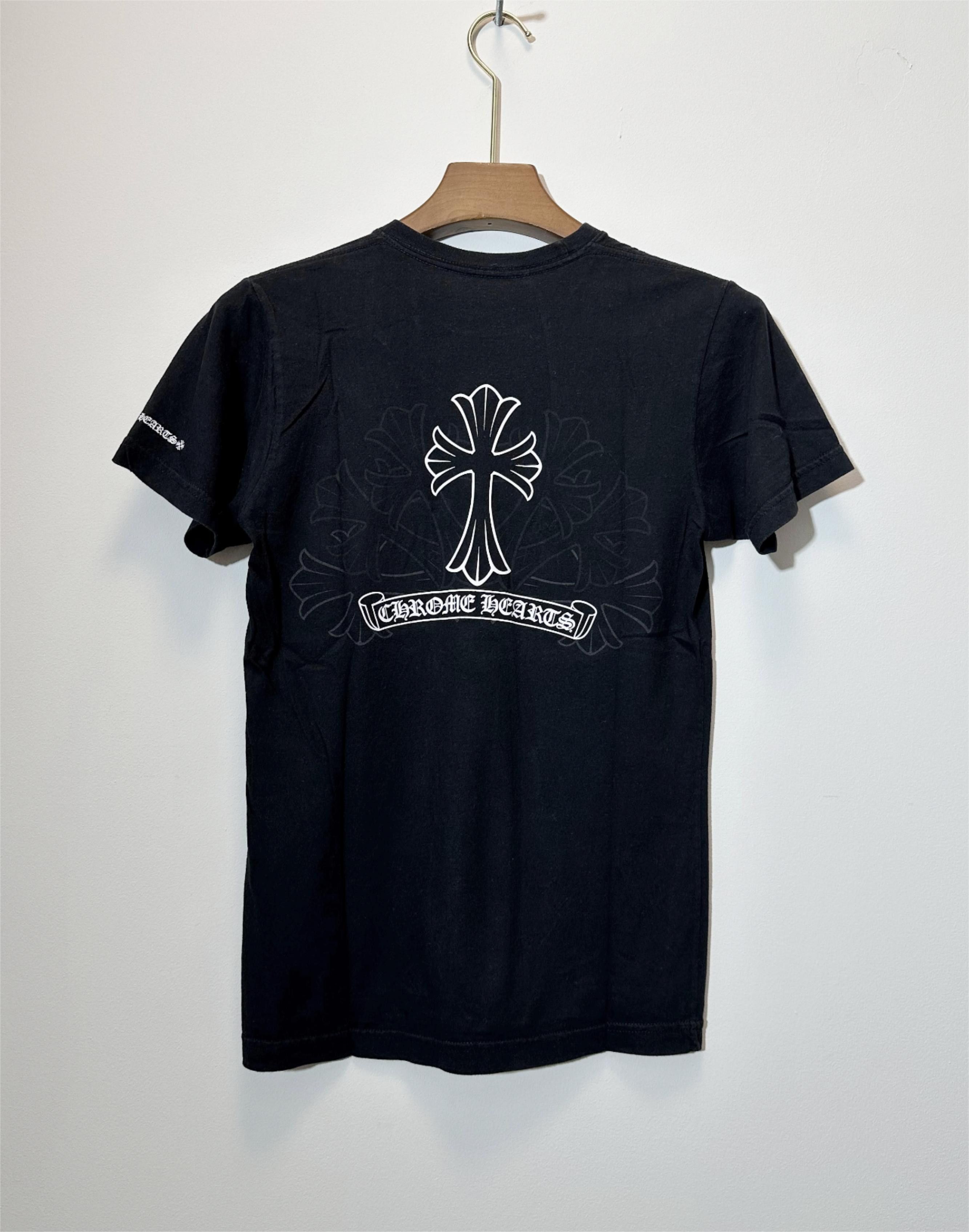 Chrome Hearts Vintage Chrome Hearts Classic Short Sleeve Size US S / EU 44-46 / 1 - 1 Thumbnail