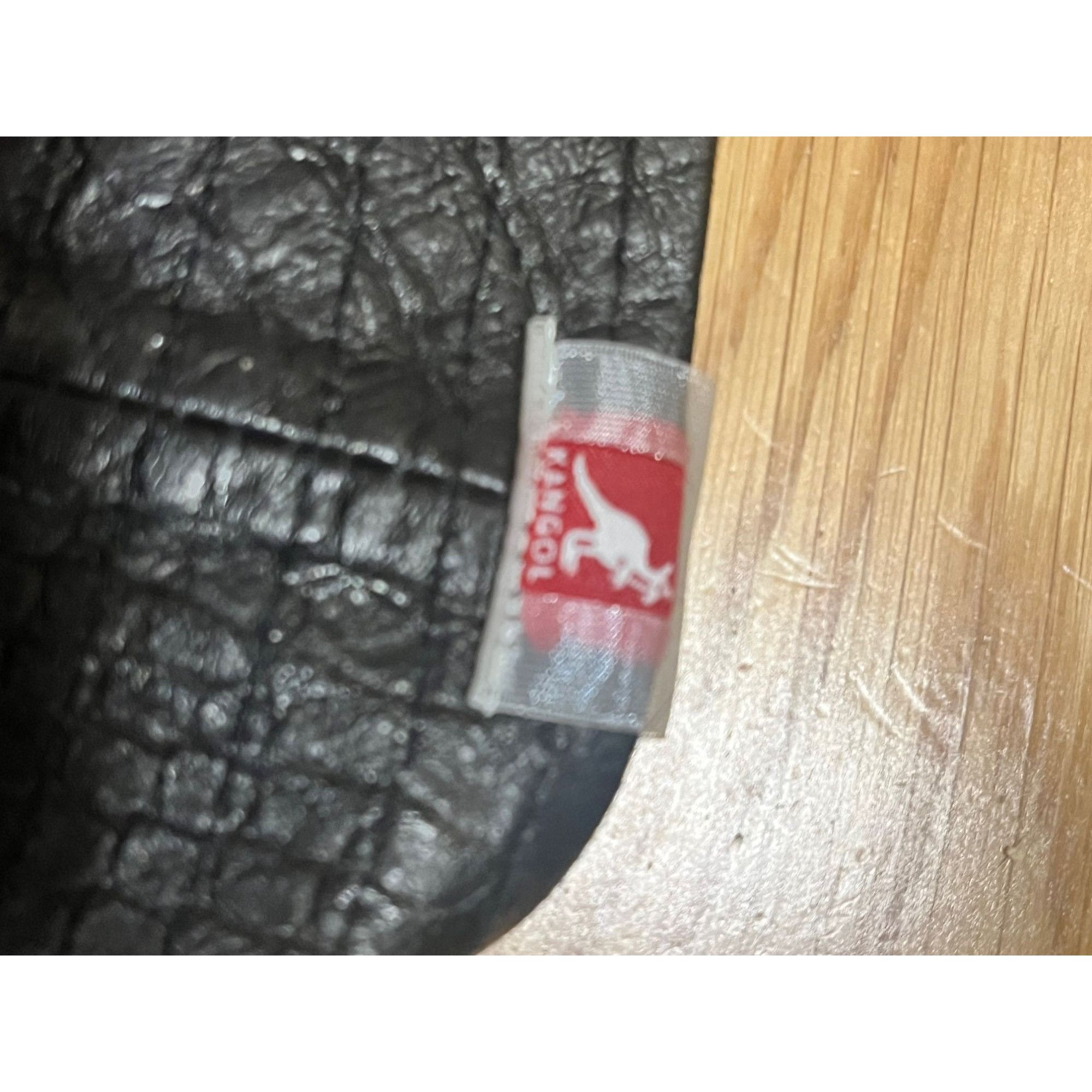 Kangol NWT Vintage KANGOL RED Women's Black Leather Snakeskin Embos Size ONE SIZE - 5 Thumbnail