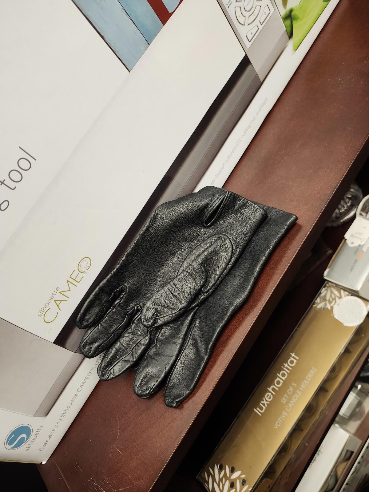 Designer Sz 7 made in Italy leather gloves Size ONE SIZE - 1 Preview