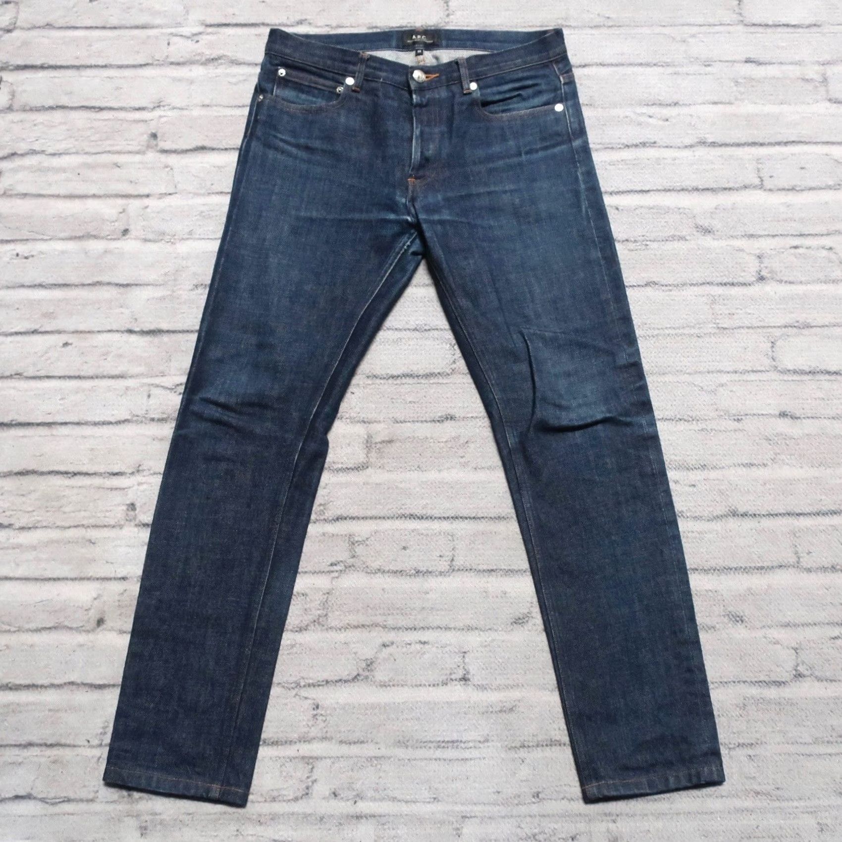 Denime VINTAGE APC Petit Standard Distressed Selvedge Denim Jeans Mens Size 31 Medium Wash Size US 31 - 2 Thumbnail