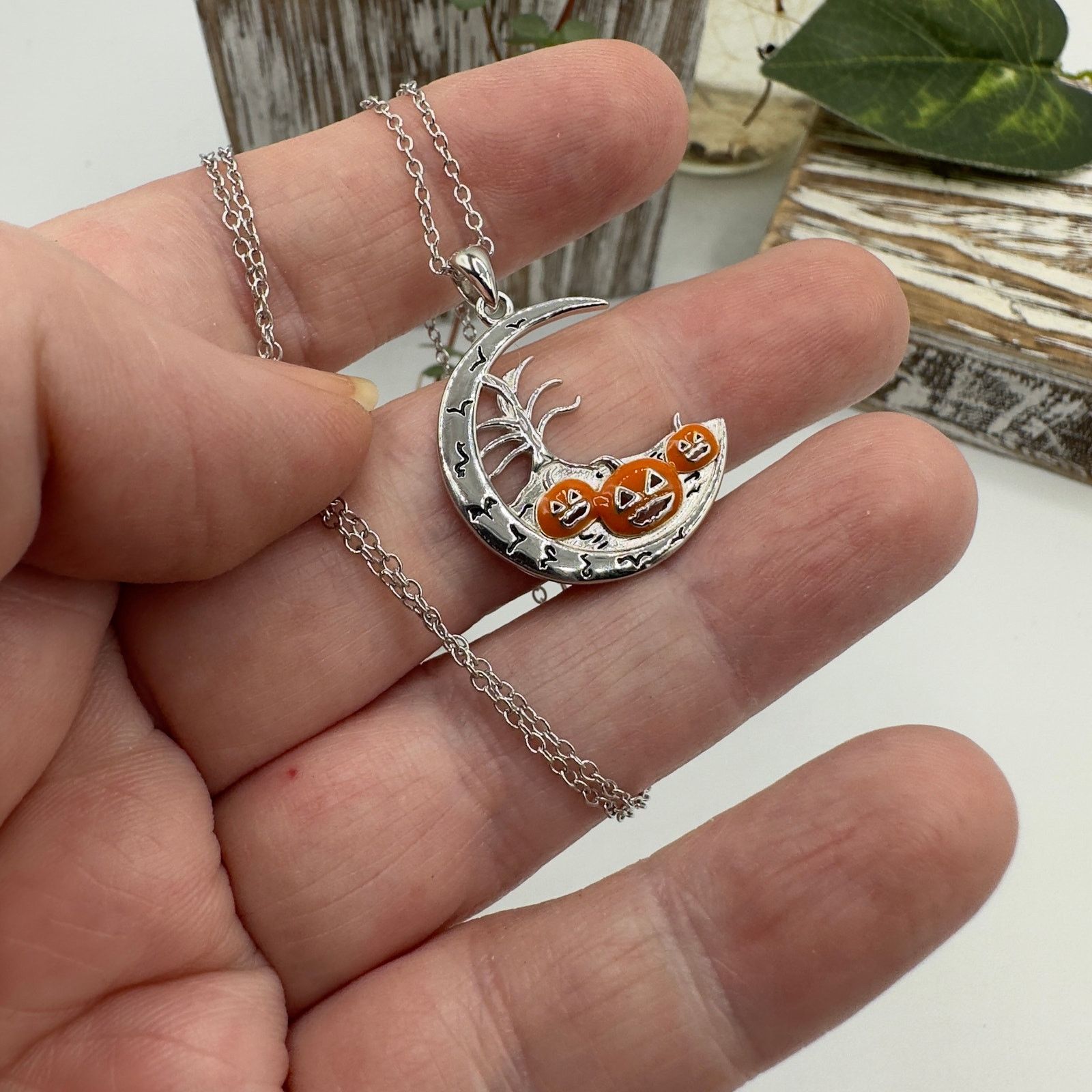The Unbranded Brand Sterling Silver Pumpkin Halloween Necklace Size ONE SIZE - 2 Thumbnail