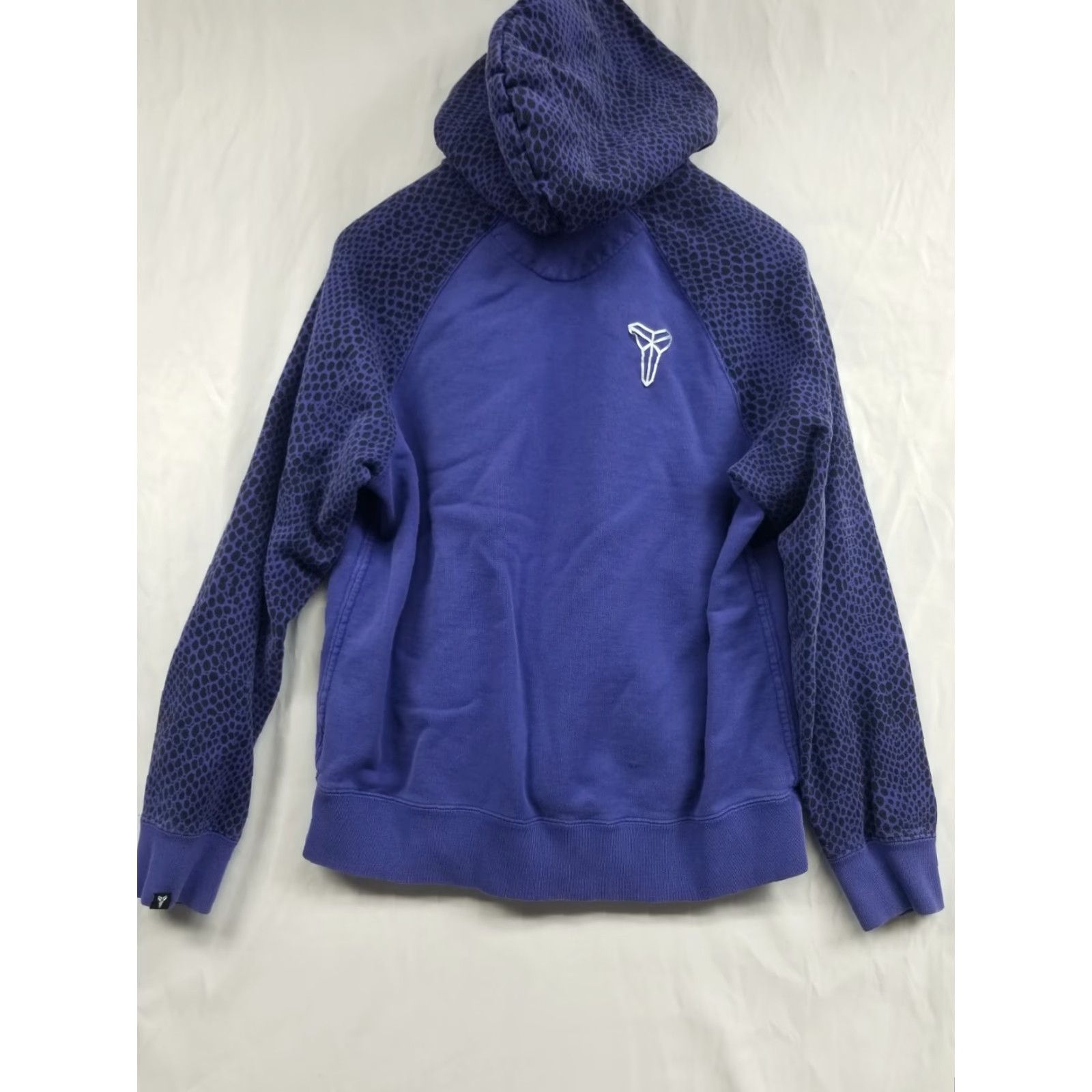 Nike VINTAGE Nike Kobe #24 Mamba Zip Up Cotton Hoodie Men Large Purple Distressed Zip Full Zip L Mens Size US L / EU 52-54 / 3 - 2 Thumbnail